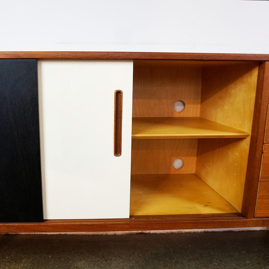 Scandinavian Modern Teak Sliding Door Credenza Trento by Nils Jonsson for Troeds 9