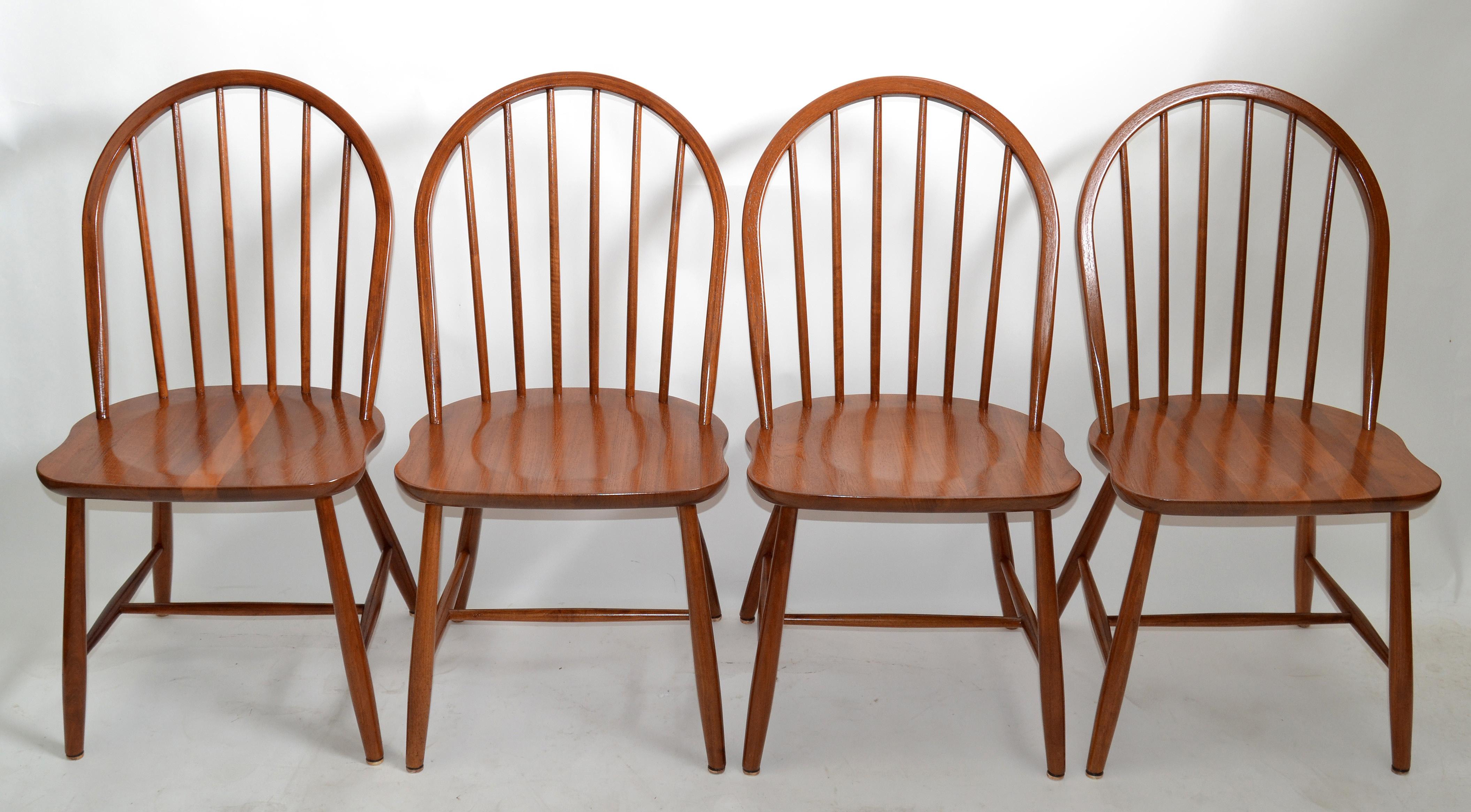Scandinavian Modern Teak Spindle Back Dining Chairs Møbelfabrik Denmark, Set 4 For Sale 1