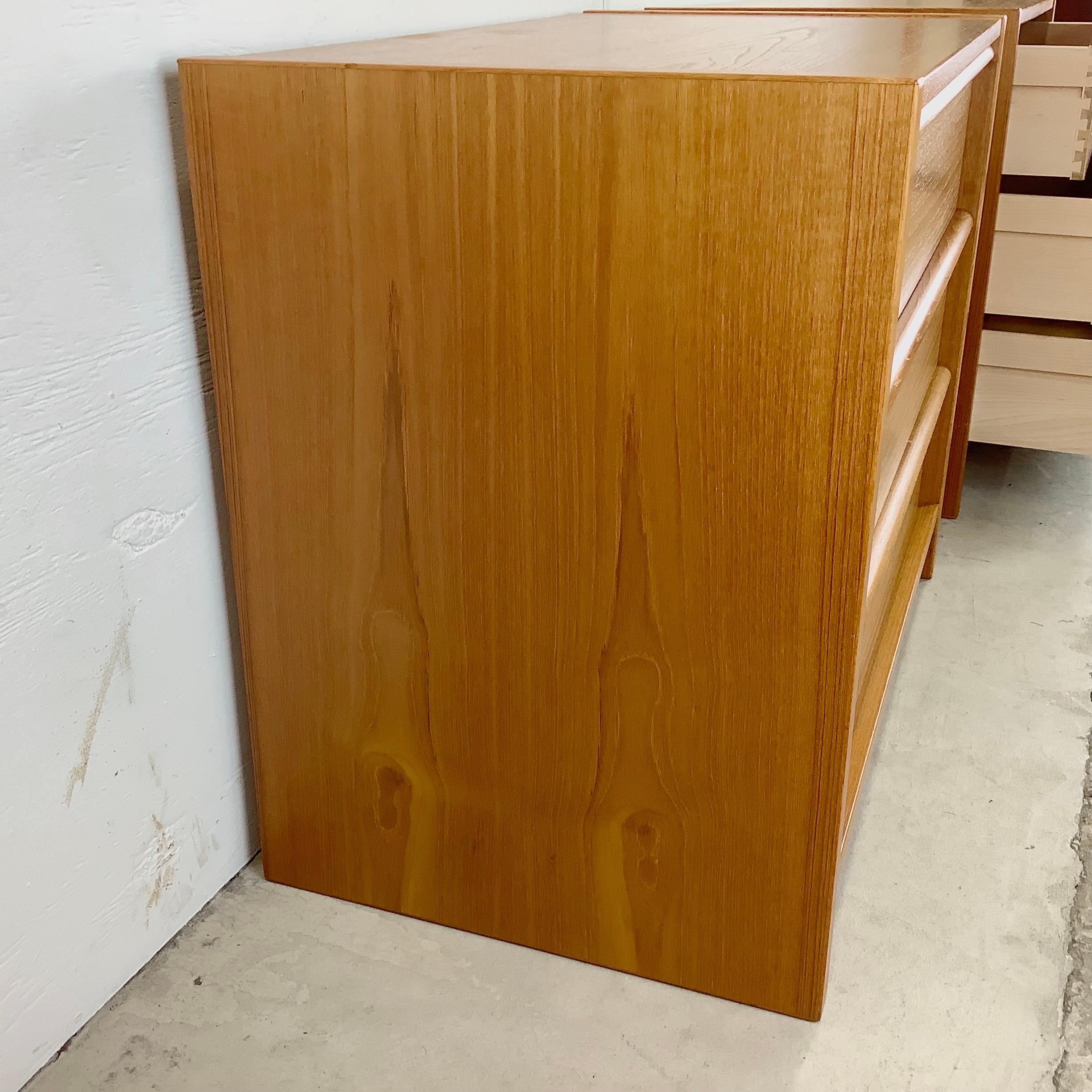 Scandinavian Modern Teak Three Drawer Dressers or Nightstands 8
