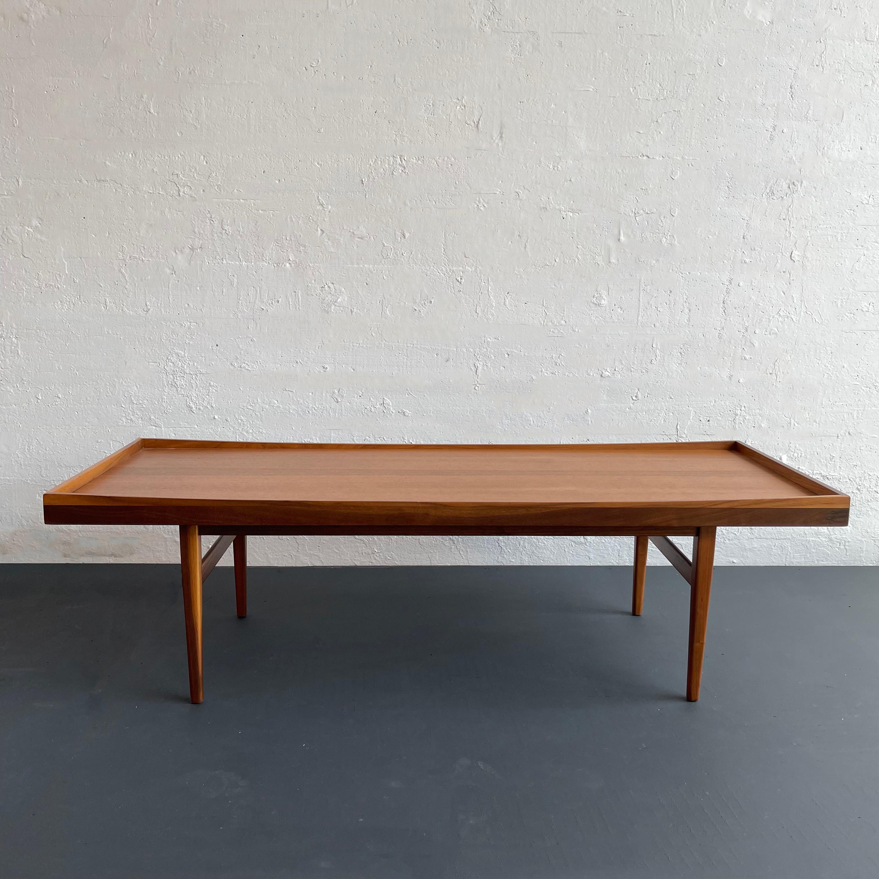 Mid-Century Modern Kipp Stewart & Stewart MacDougal Walnut Tray Top Coffee Table For Sale