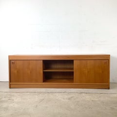 Scandinavian Modern Teak Veneer Credenza or Media Cabinet