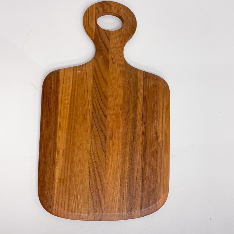Scandinavian Modern Teak Wood Cheese Cutting Board Wood Platter Dansk 1970s For Sale 1