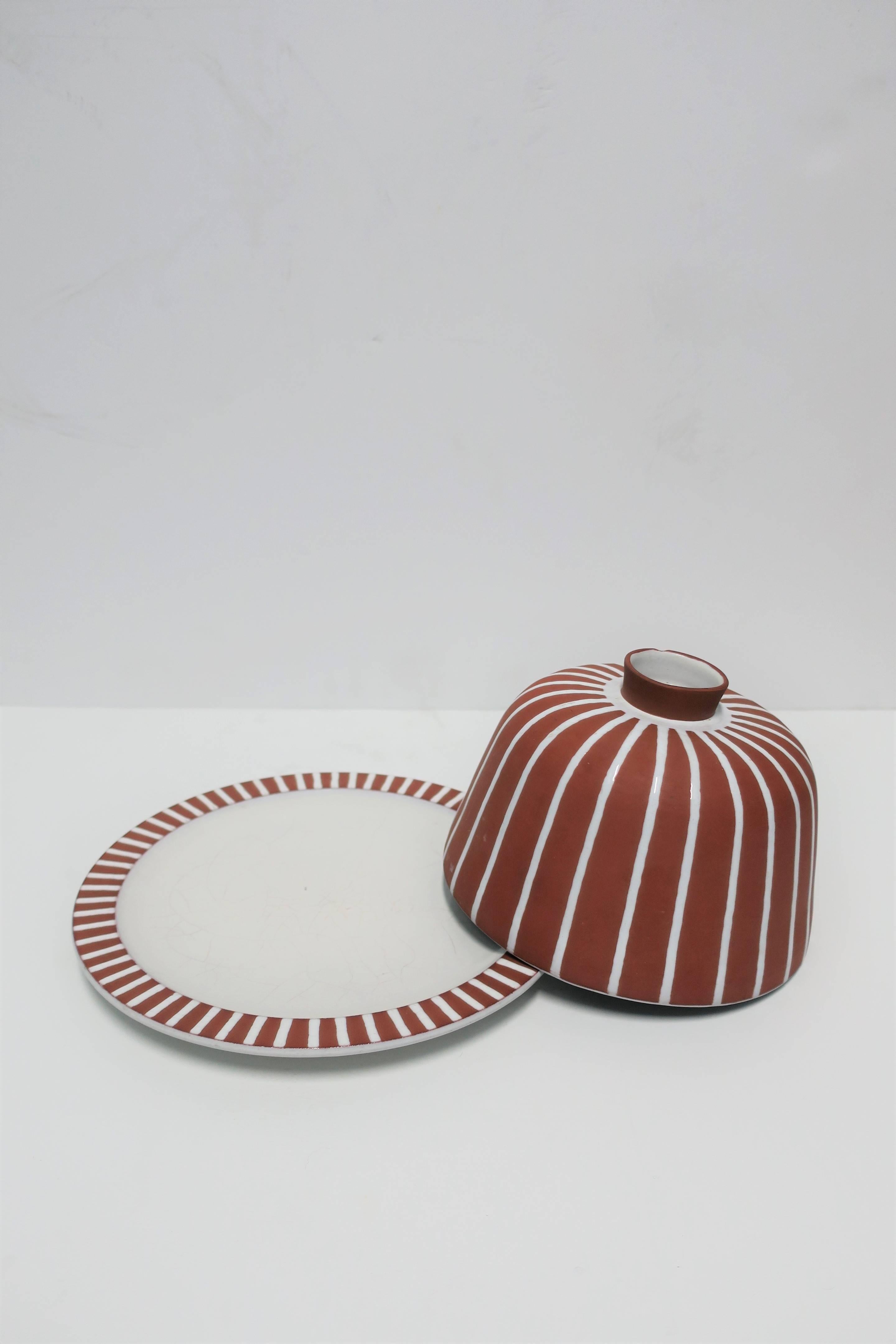 Glazed Scandinavian Modern Terracotta Pottery Cheese Dome