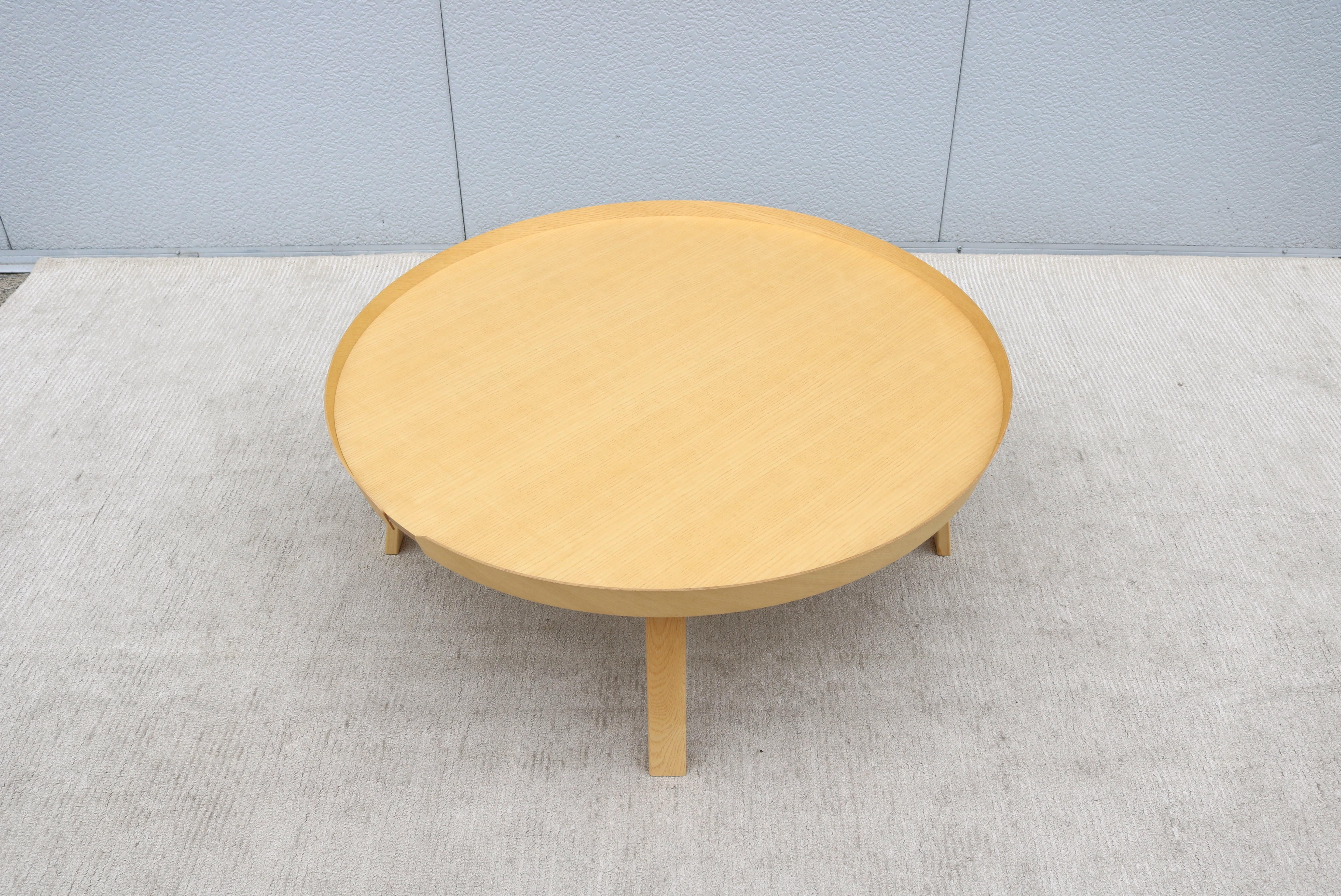 Scandinavian Modern Thomas Bentzen for Muuto Around Extra Large Oak Coffee Table In Excellent Condition For Sale In Secaucus, NJ