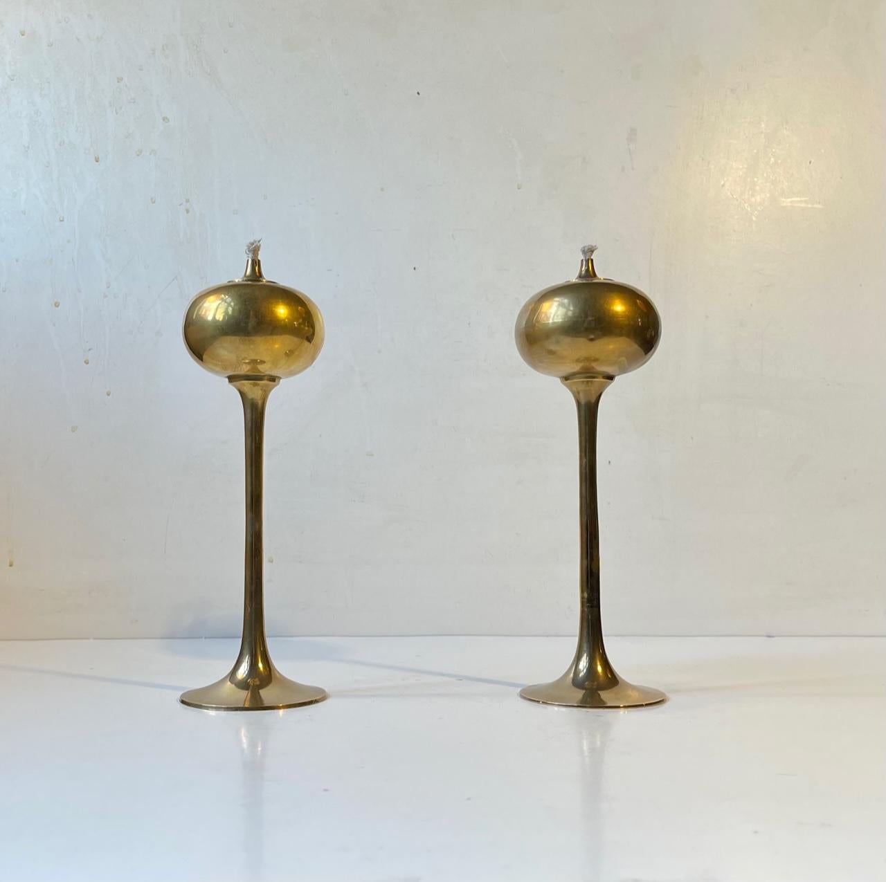 oil lamps from the 70s
