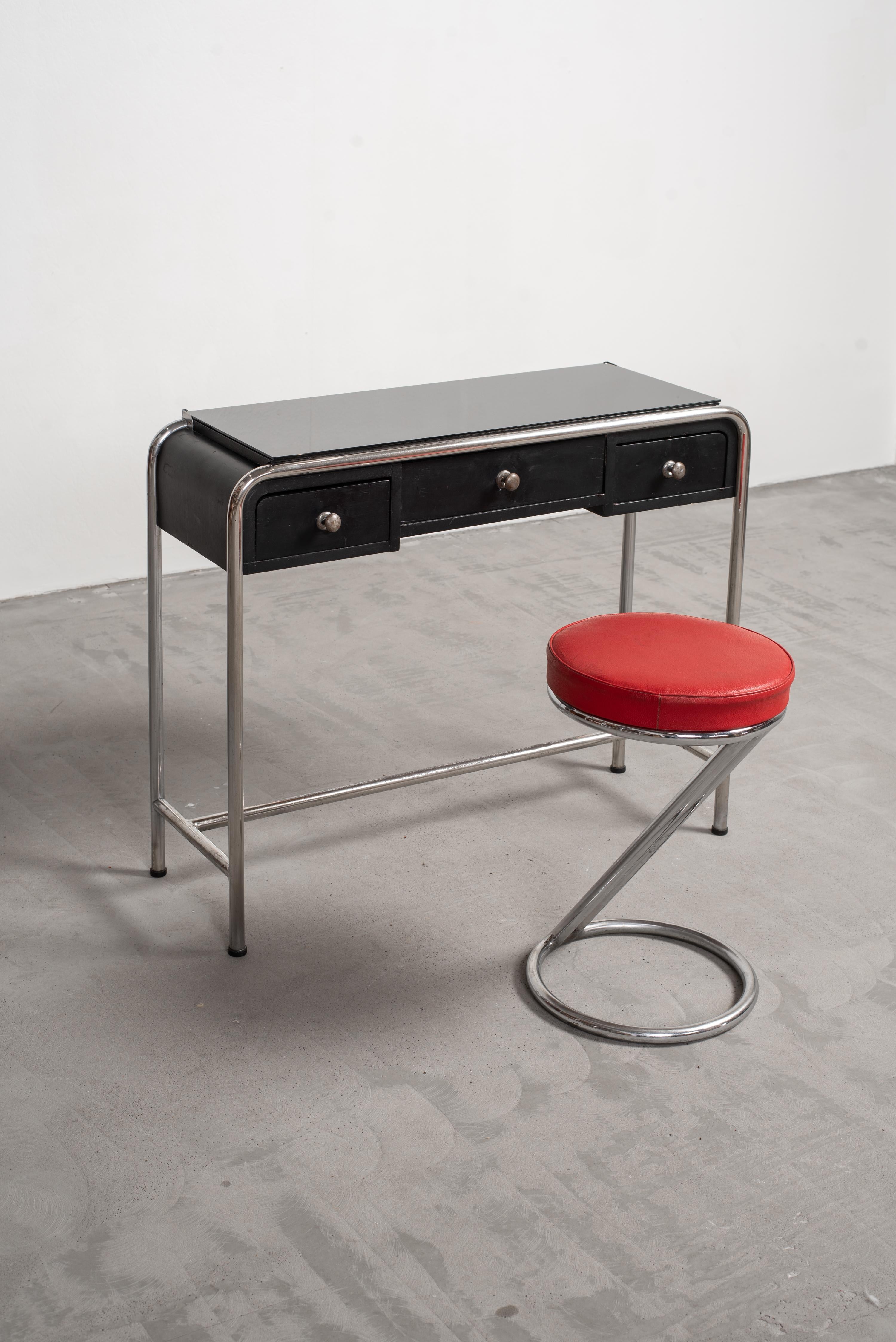 Juego de Cómoda Tubular Cromada Moderna Escandinava, Años 40 Bauhaus en venta