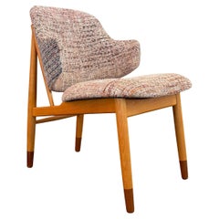 Scandinavian Modern Upholstered Penguin Chair By Ib Kofod-Larsen For Selig