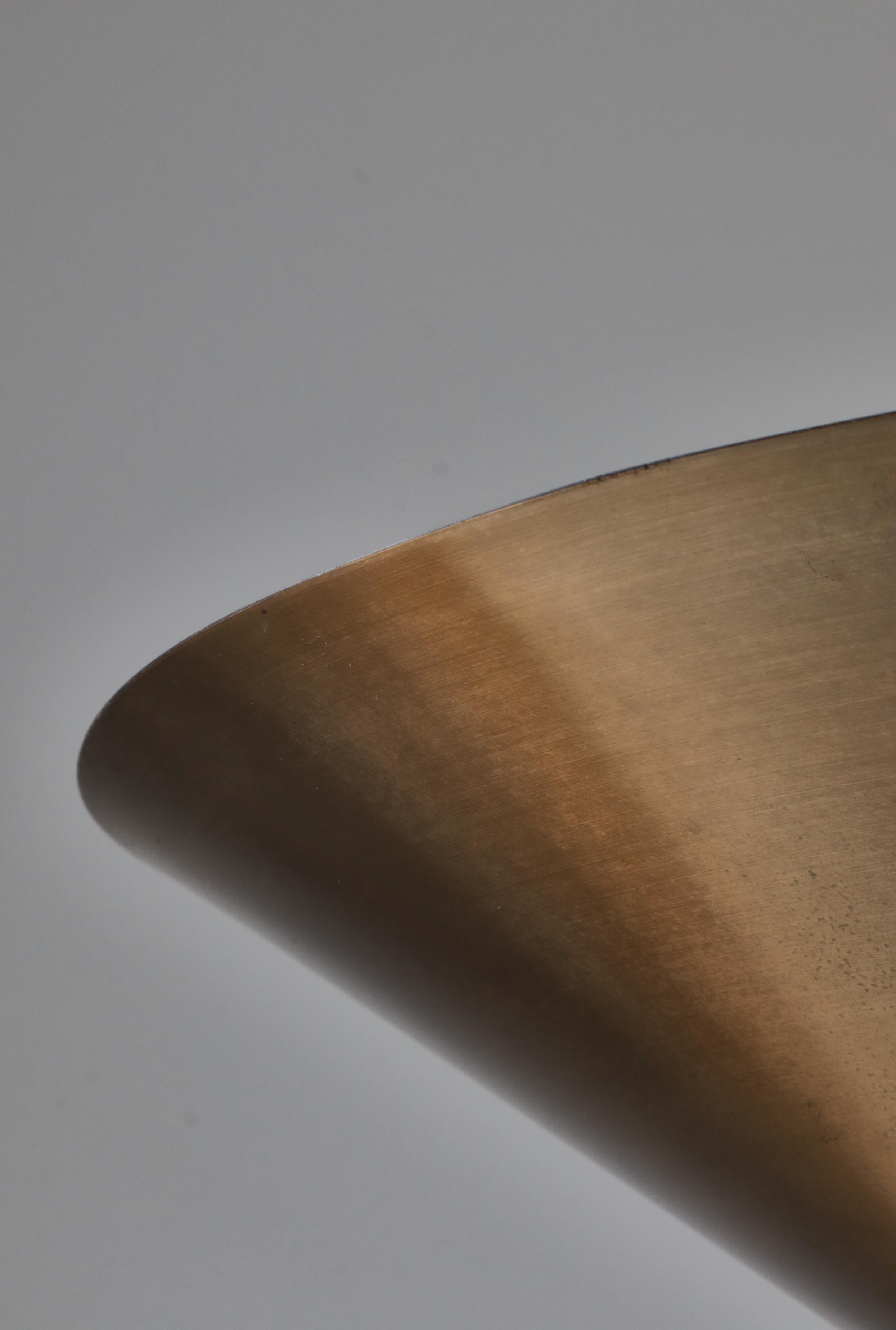 Lampada da terra moderna danese a luce abbagliante modello grande in ottone di TH. A. Valentin, anni '50 in vendita 6