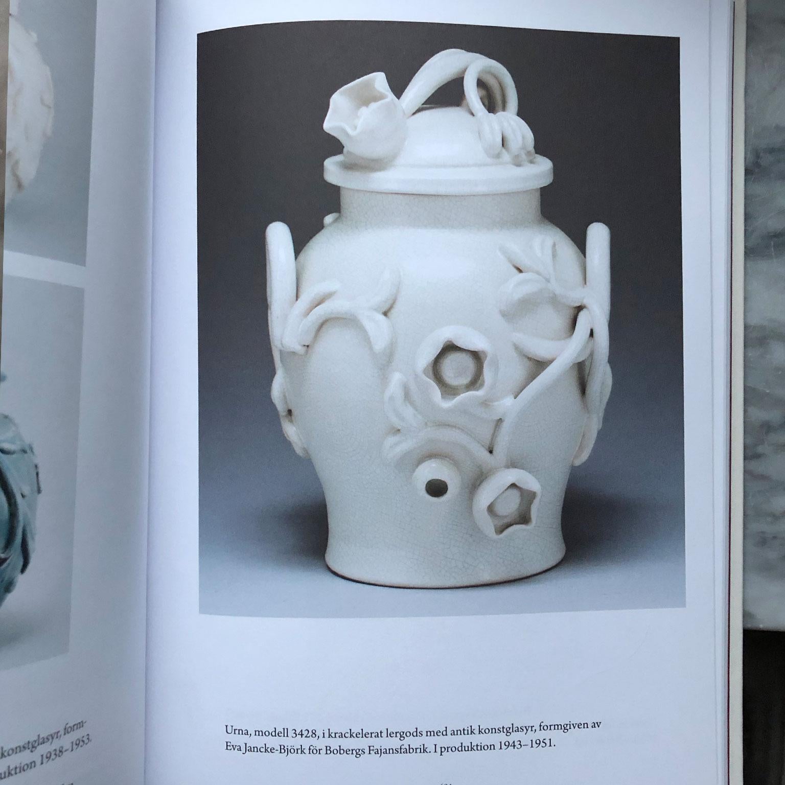 Skandinavische moderne Urne von Eva Jancke Björk, Bobergs Faiance Pottery, Schweden (Europäisch) im Angebot
