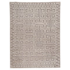 Tapis moderne scandinave en soie texturée Ursula en Silver (a) Gallery Alberto Levi