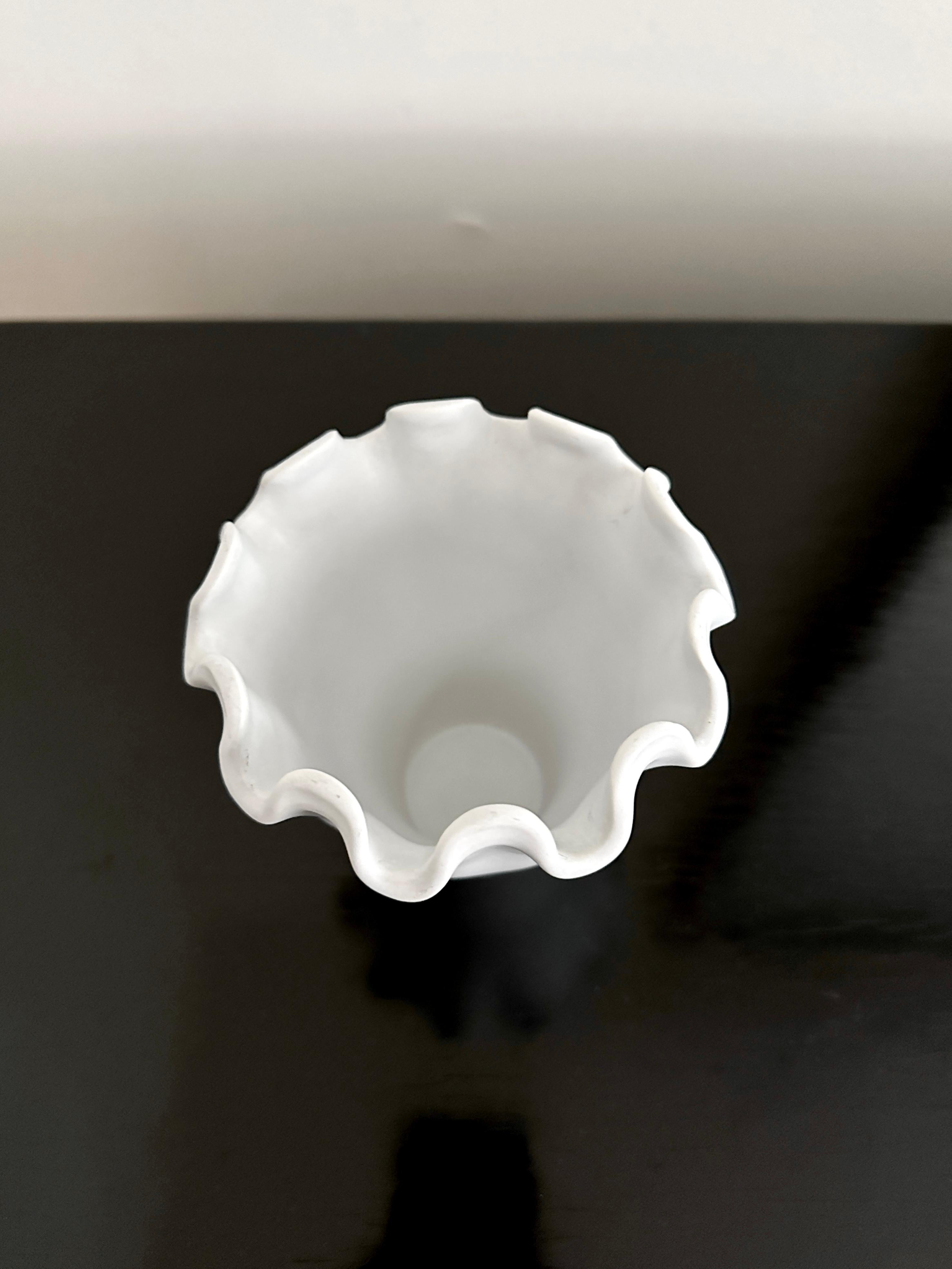 Svedese Vaso Våga Scandinavian Modern disegnato da Wilhelm Kåge per Gustavsberg in vendita
