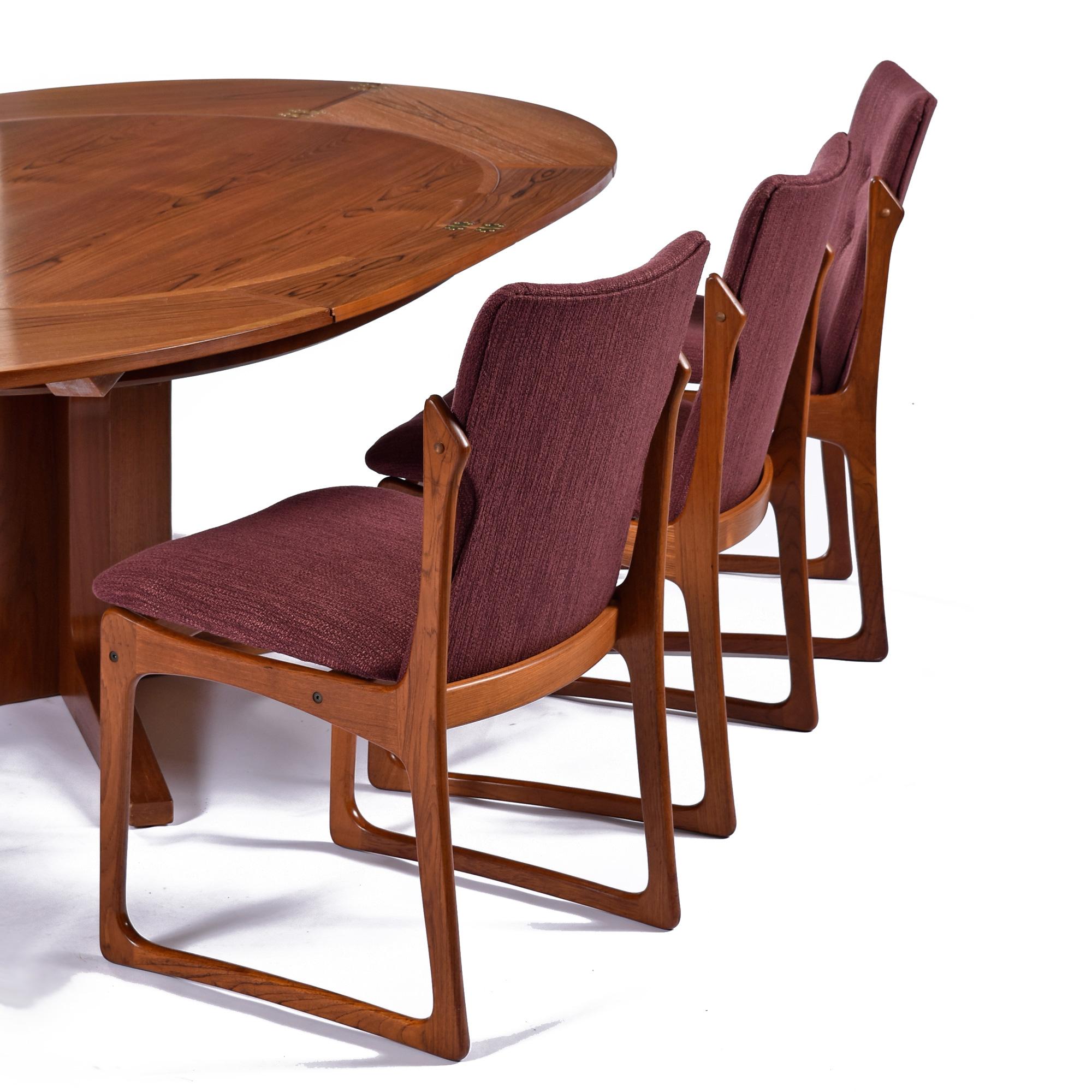 Fabric Scandinavian Modern Vamdrup Stolefabrik Solid Teak Danish Dining Chairs Set of 6 For Sale