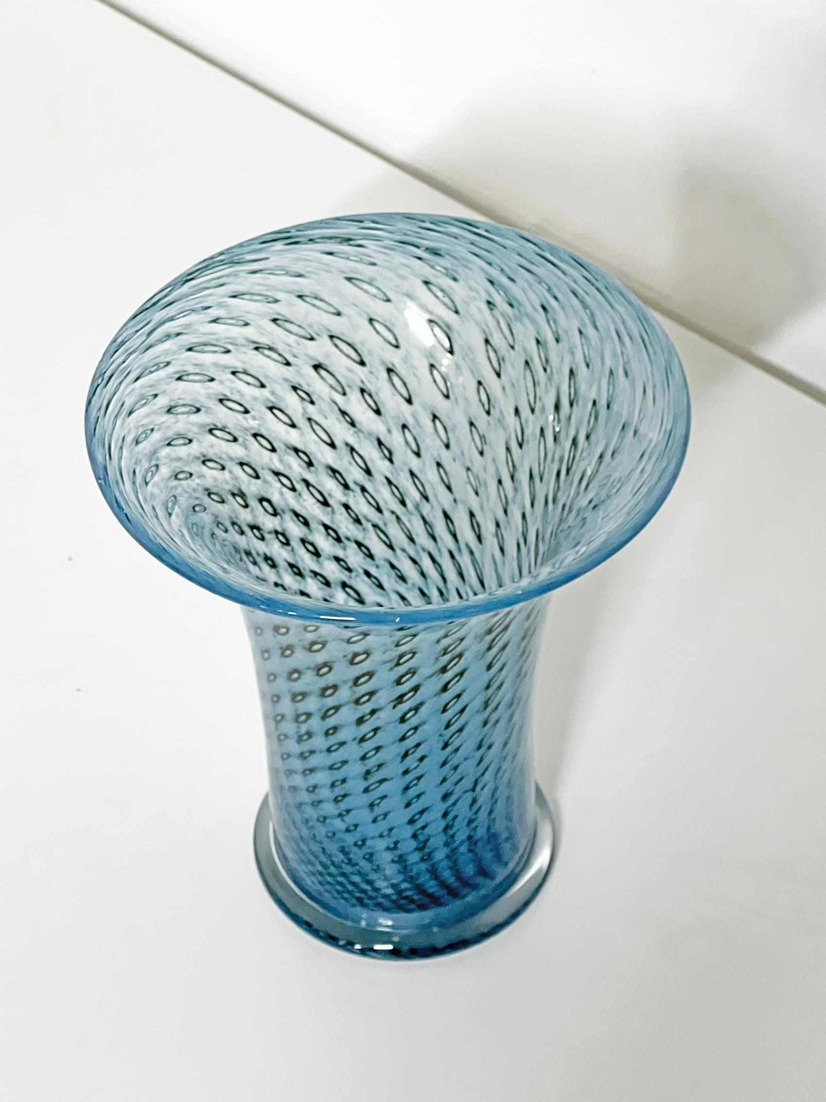 Skandinavische moderne Vase „Cirrus“ von Bertil Vallien, Boda, 1970er Jahre (Skandinavische Moderne) im Angebot