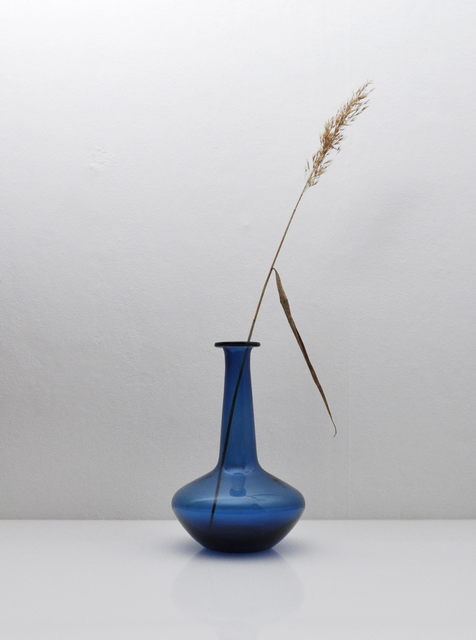 Scandinavian Modern Vase, Holmegaard Denmark, 1960s For Sale 2