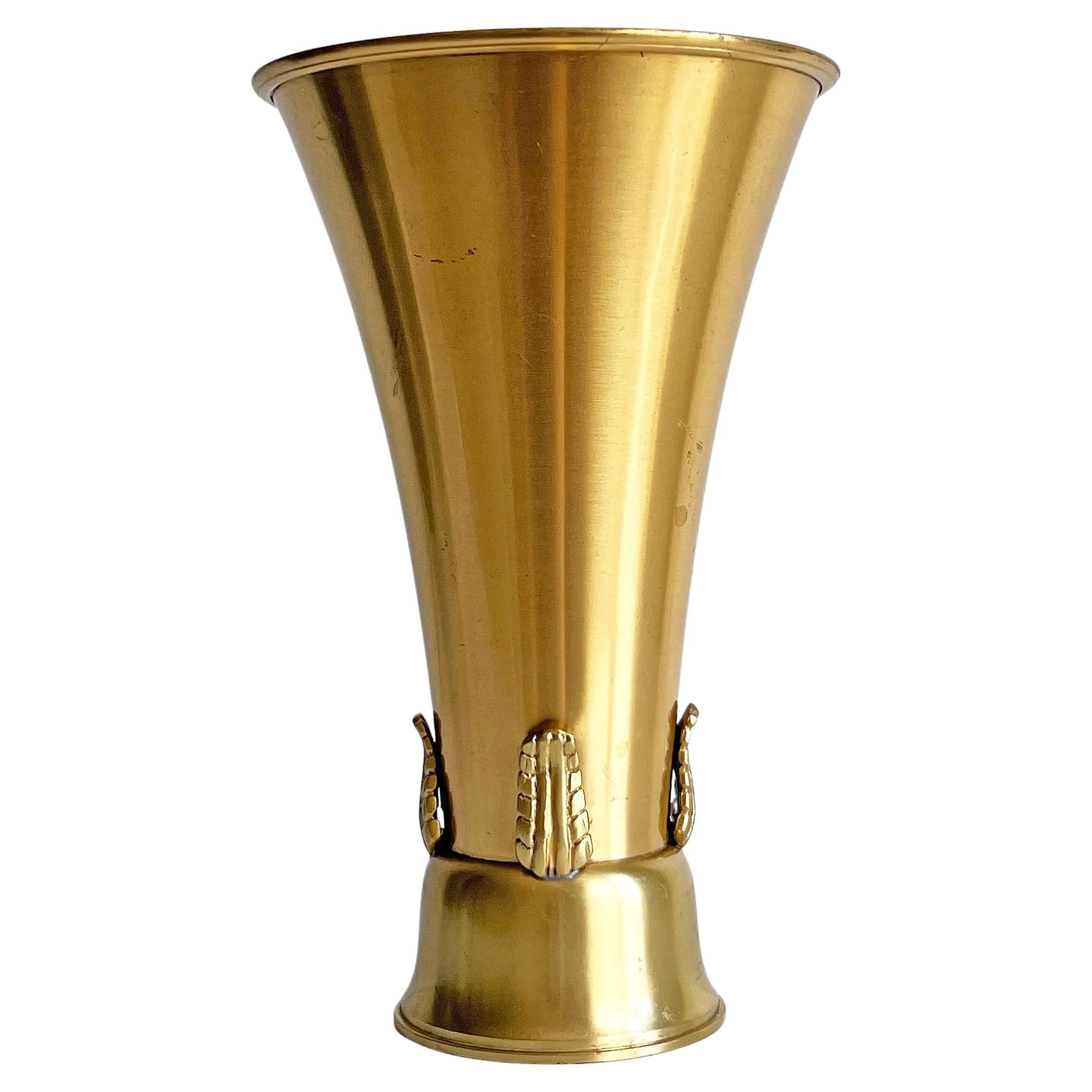 Scandinavian Modern Vase in Brass "Kunga-Vasen" from Ystad Metall, 1940s For Sale