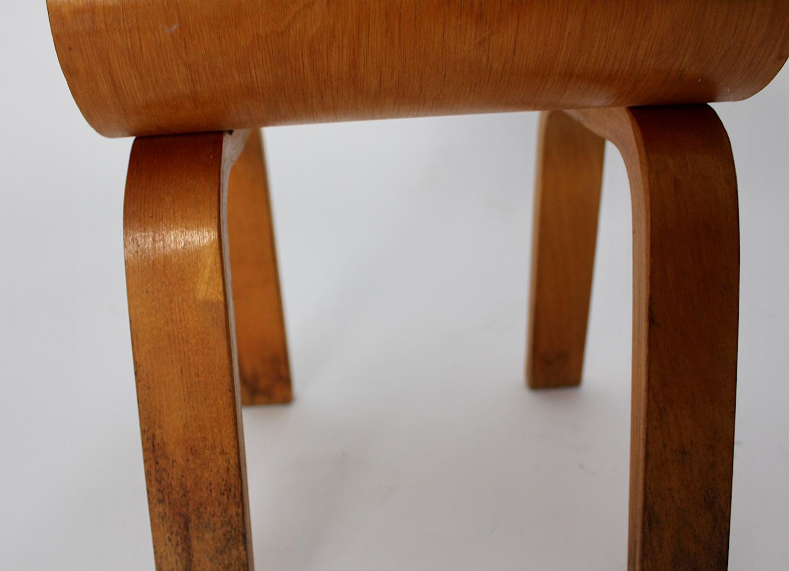 Scandinavian Modern Vintage Birch Plywood Children Chair, 1950s For Sale 3