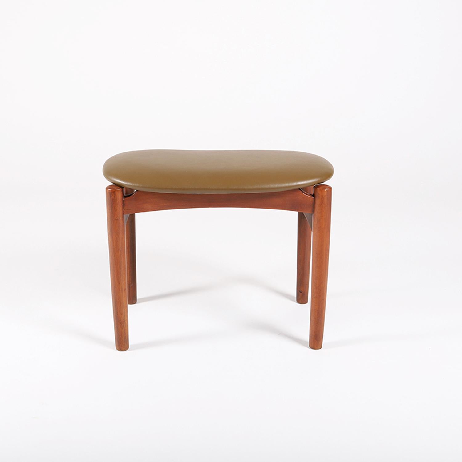 Scandinavian Modern Upholstered Beech Footstool In Excellent Condition In Minneapolis, MN