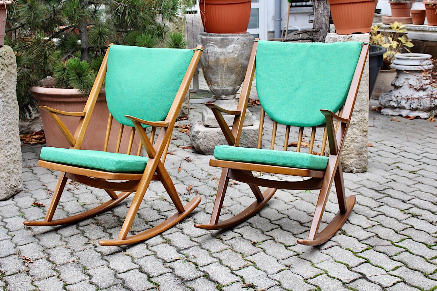 Scandinavian Modern Vintage Organic Beech Rocking Chairs Duo Frank Reenskaug  For Sale 11