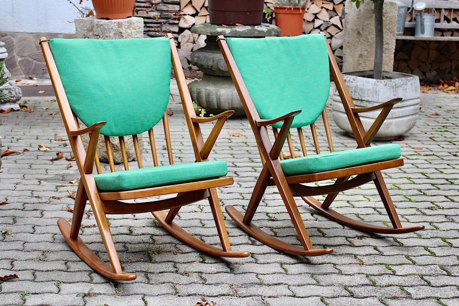 Scandinavian Modern Vintage Organic Beech Rocking Chairs Duo Frank Reenskaug  For Sale 12