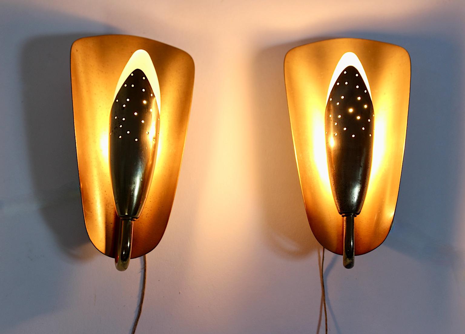 Paire d'appliques en laiton patiné Scandinavian Modern Vintage Acking 1950 en vente 5