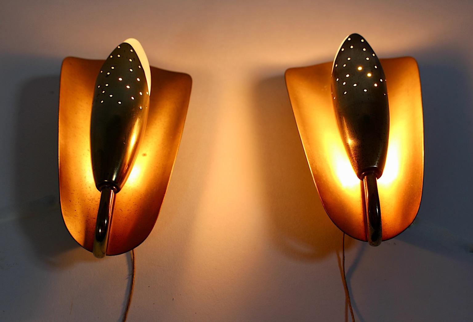 Paire d'appliques en laiton patiné Scandinavian Modern Vintage Acking 1950 en vente 7