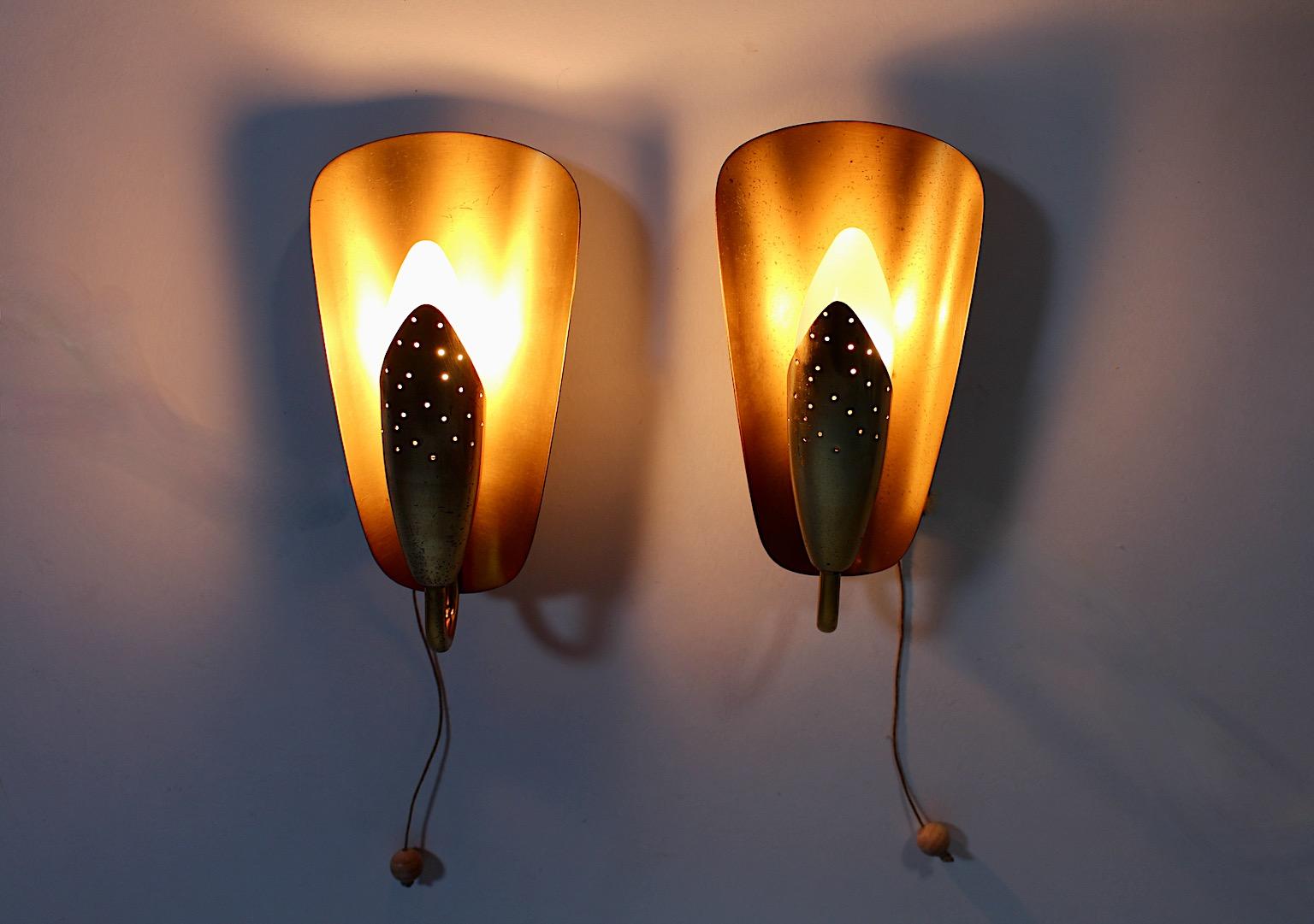 Paire d'appliques en laiton patiné Scandinavian Modern Vintage Acking 1950 en vente 9