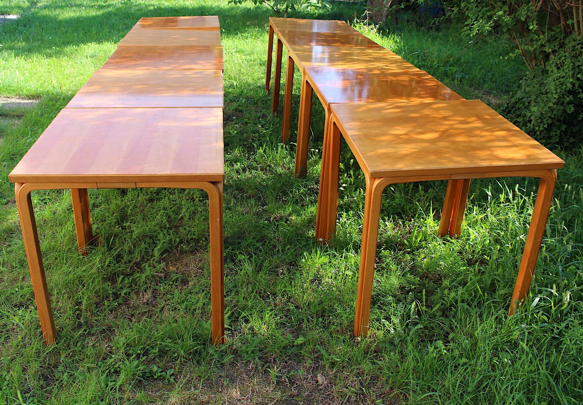 Mesa auxiliar vintage escandinava de abedul cuadrada Alvar Aalto 1946 Finlandia en venta 11