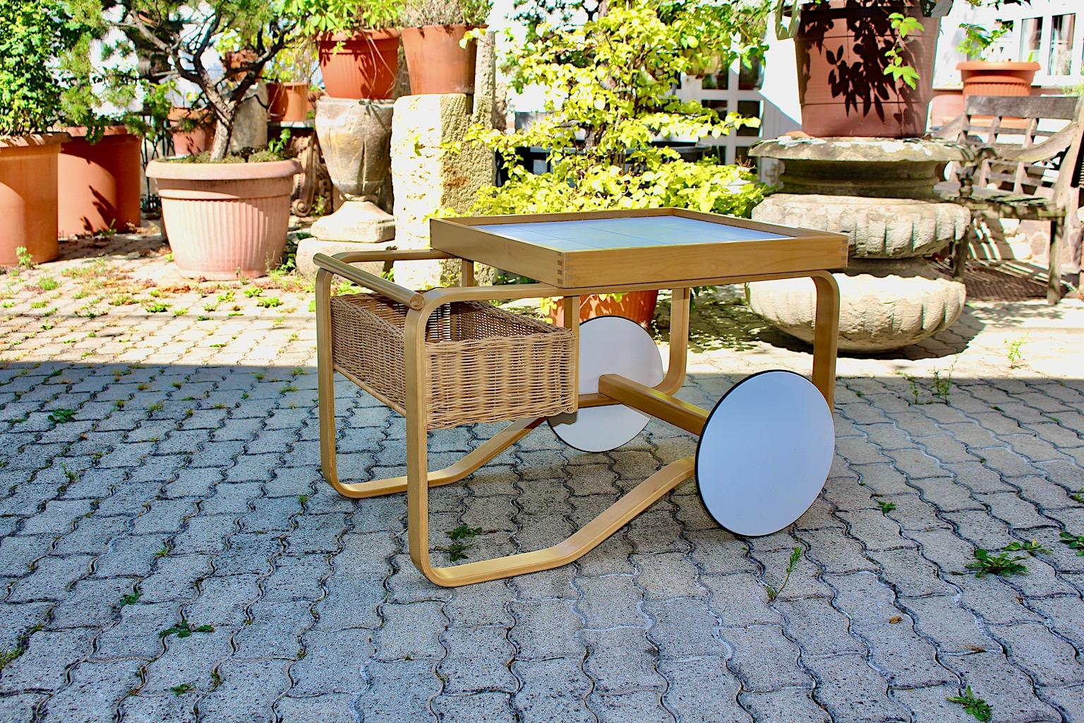 Finnish Scandinavian Modern Vintage White Alvar Aalto Tea Cart 900 Artek, 1937, Finland For Sale