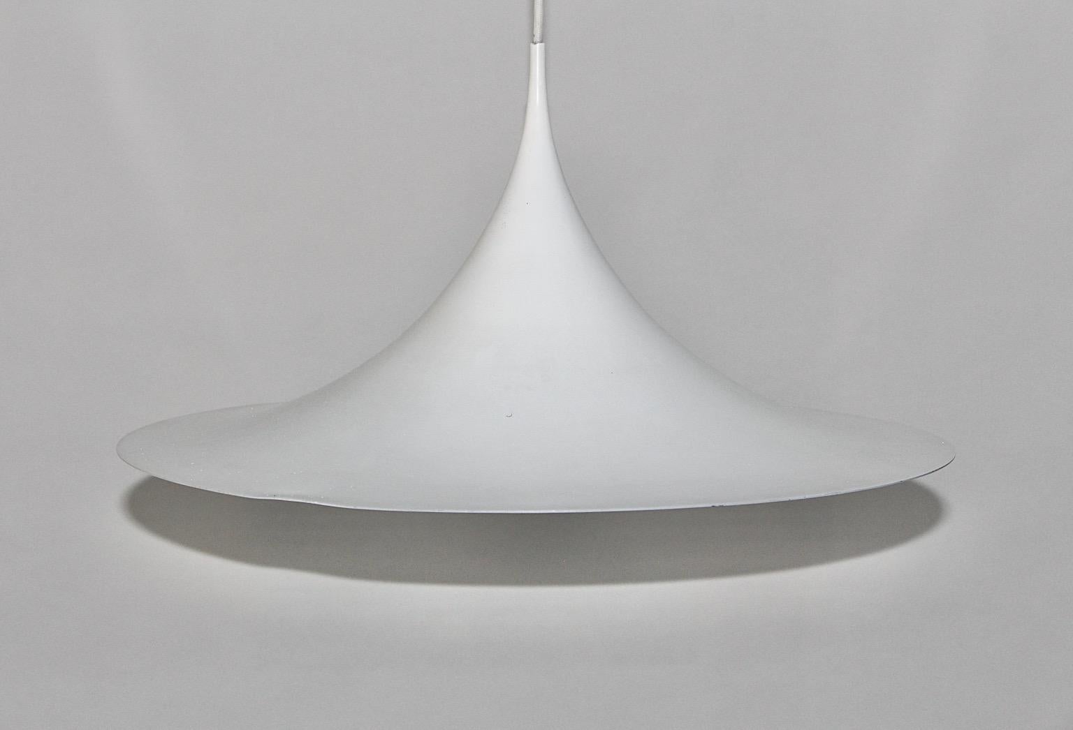 Scandinavian Modern Vintage White Metal Chandelier Claus Bonderup Torsten Thorup For Sale 6