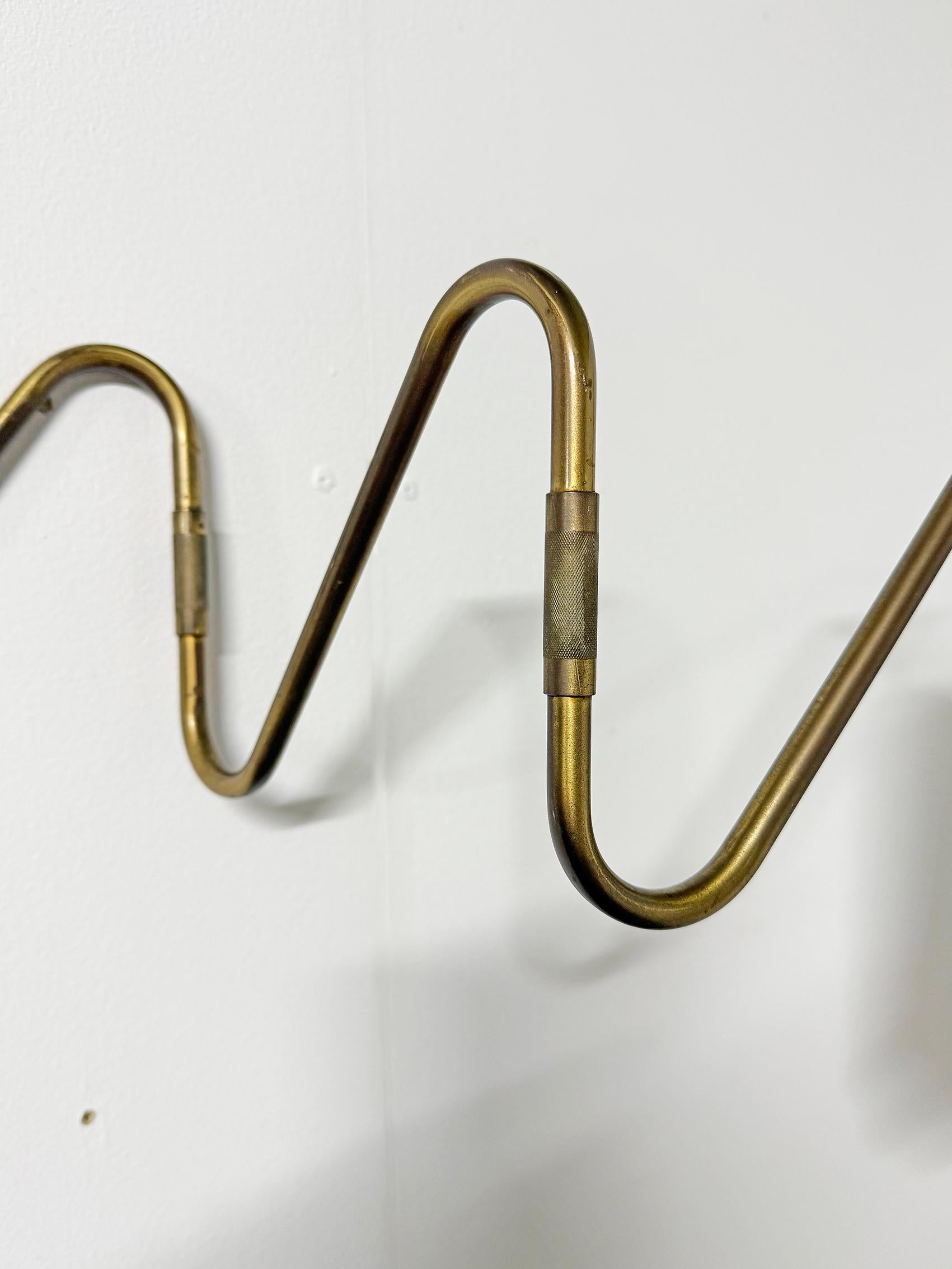 20ième siècle The Scandinavian Modern Wall Light en laiton, Norvège ca 1950's en vente