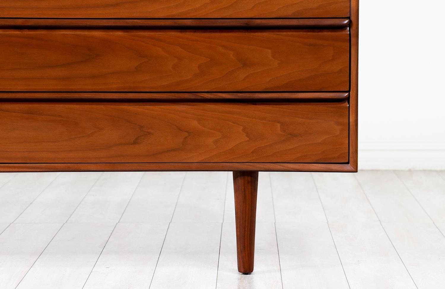 Scandinavian Modern Walnut 8-Drawer Dresser by Westnofa 5