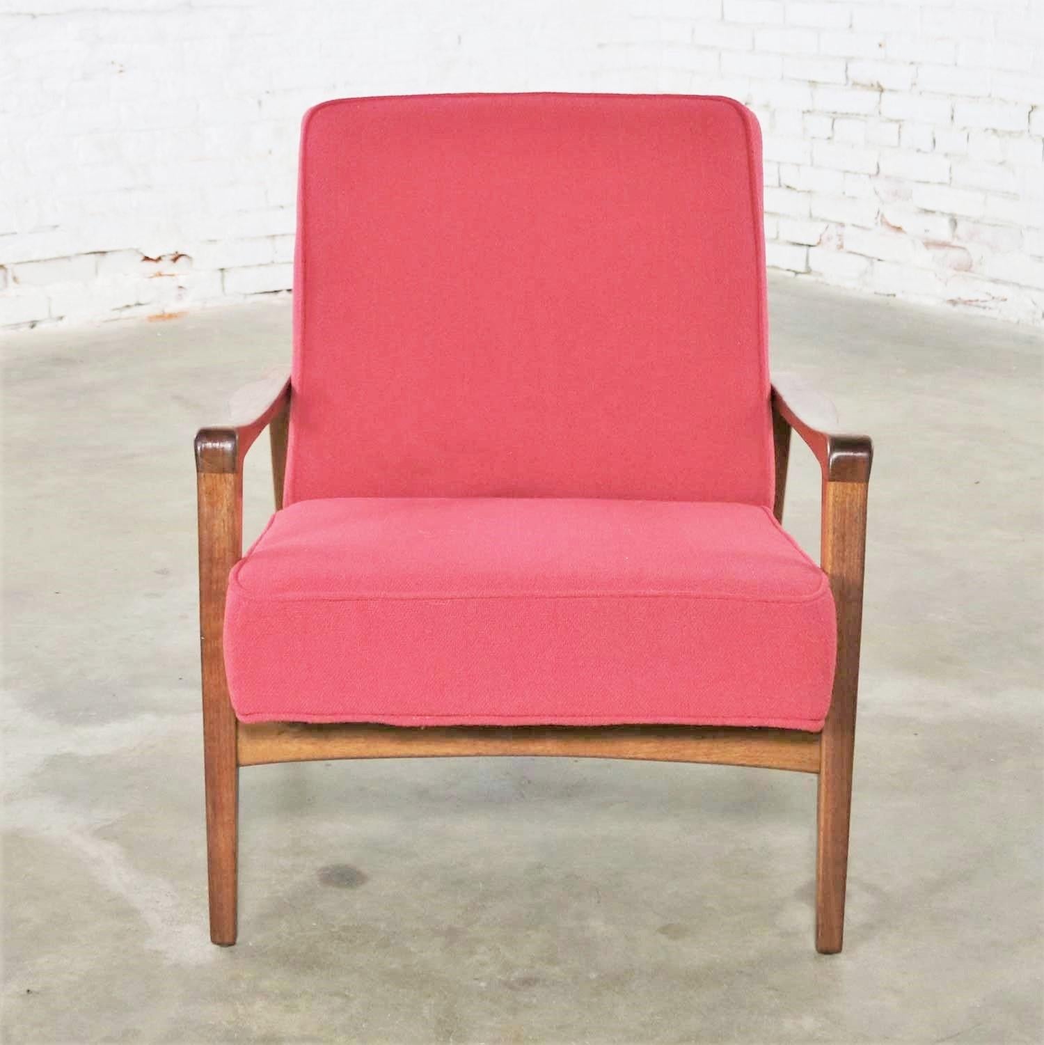 Américain Chaise longue George Nelson 5476 pour Herman Miller restaurée et en tissu fuchsia en vente