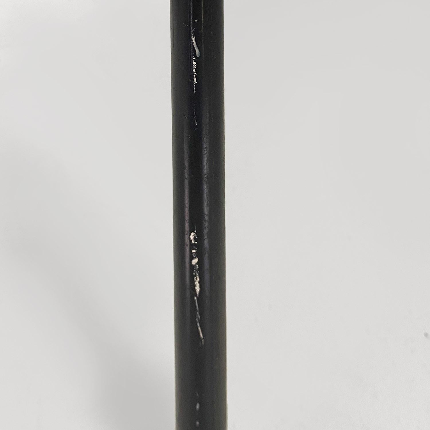 Skandinavischer moderner weiß-grauer langer Hocker oder Hocker aus Florstoff und Metall, 1970er Jahre im Angebot 4