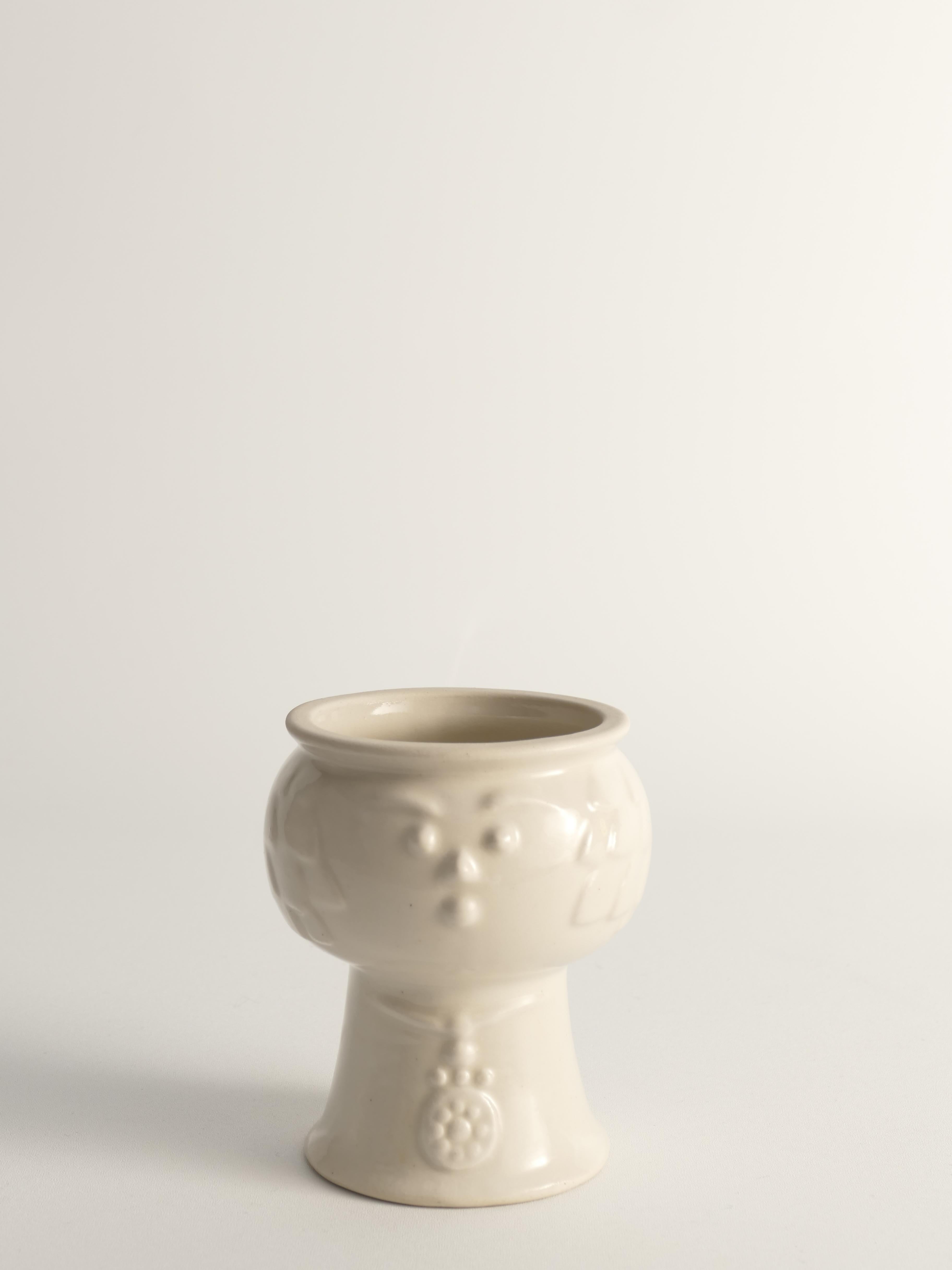 Mid-20th Century Scandinavian Modern White Porcelaine Face Vase by  Ancher Iversen, aida, Denmark For Sale