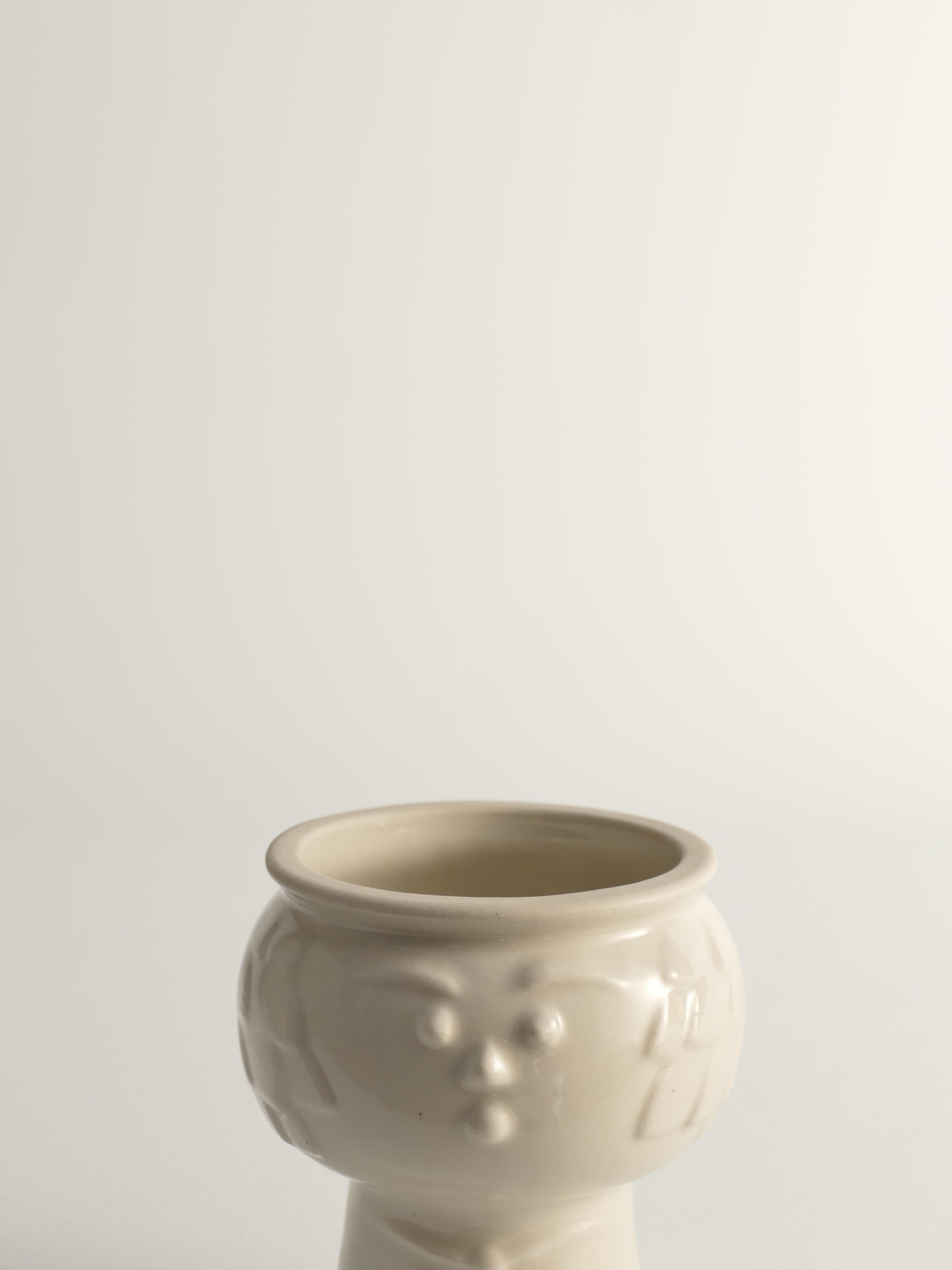 Scandinavian Modern White Porcelaine Face Vase by  Ancher Iversen, aida, Denmark For Sale 3