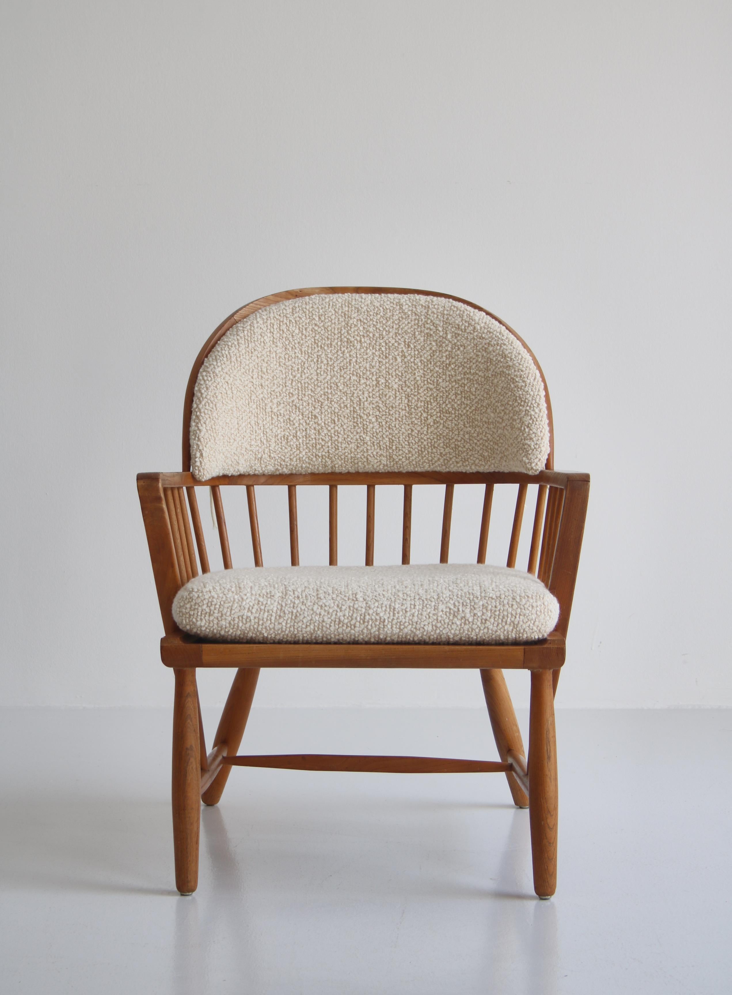 Danish Scandinavian Modern Windsor Chair in Patinated Ash and White Boucle