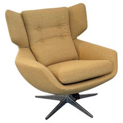 Vintage Scandinavian Modern Wingback Egg Swivel Lounge Chair