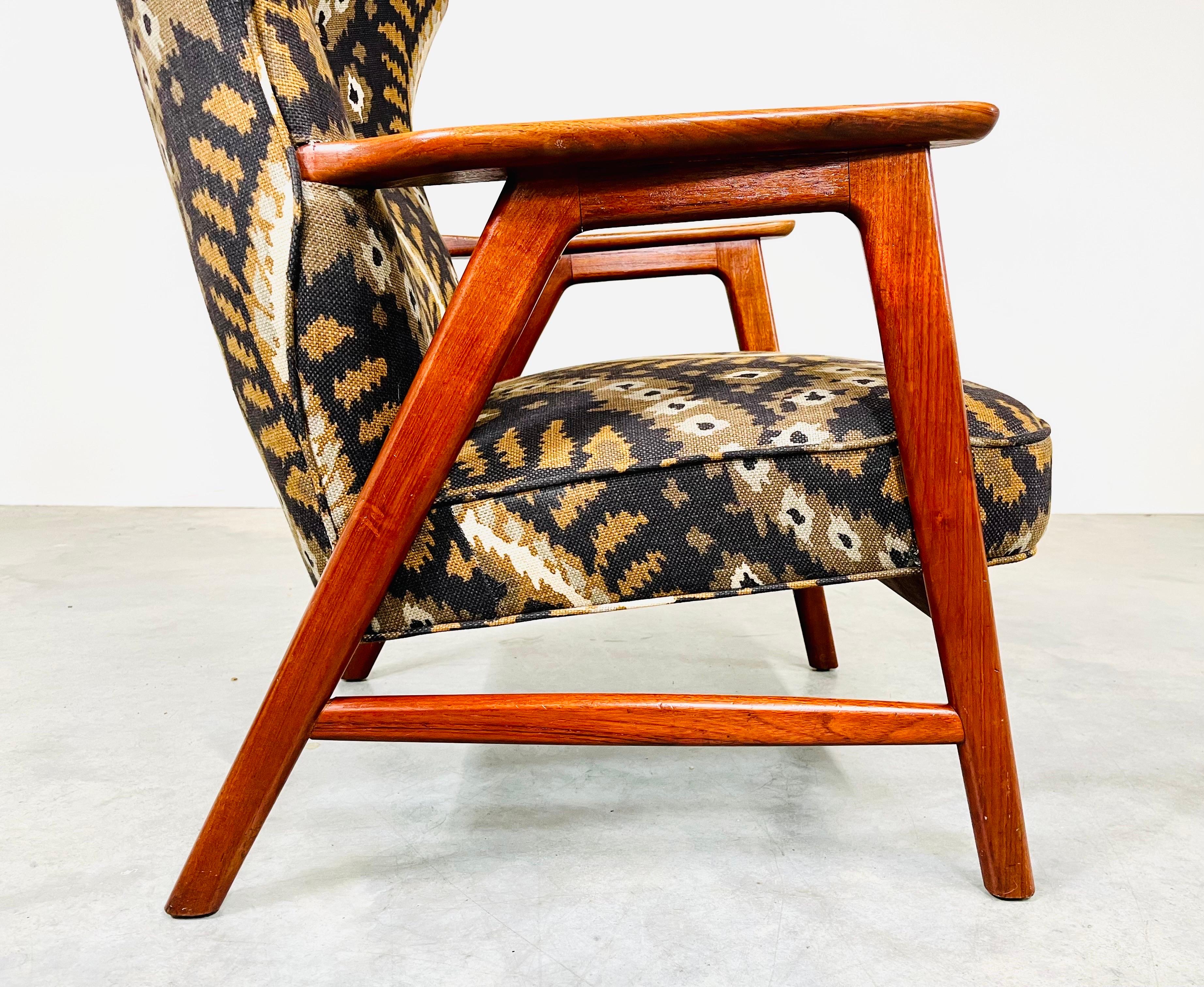 Scandinavian Modern Wingback Lounge Chair After Aksel Bender Madsen  For Sale 7