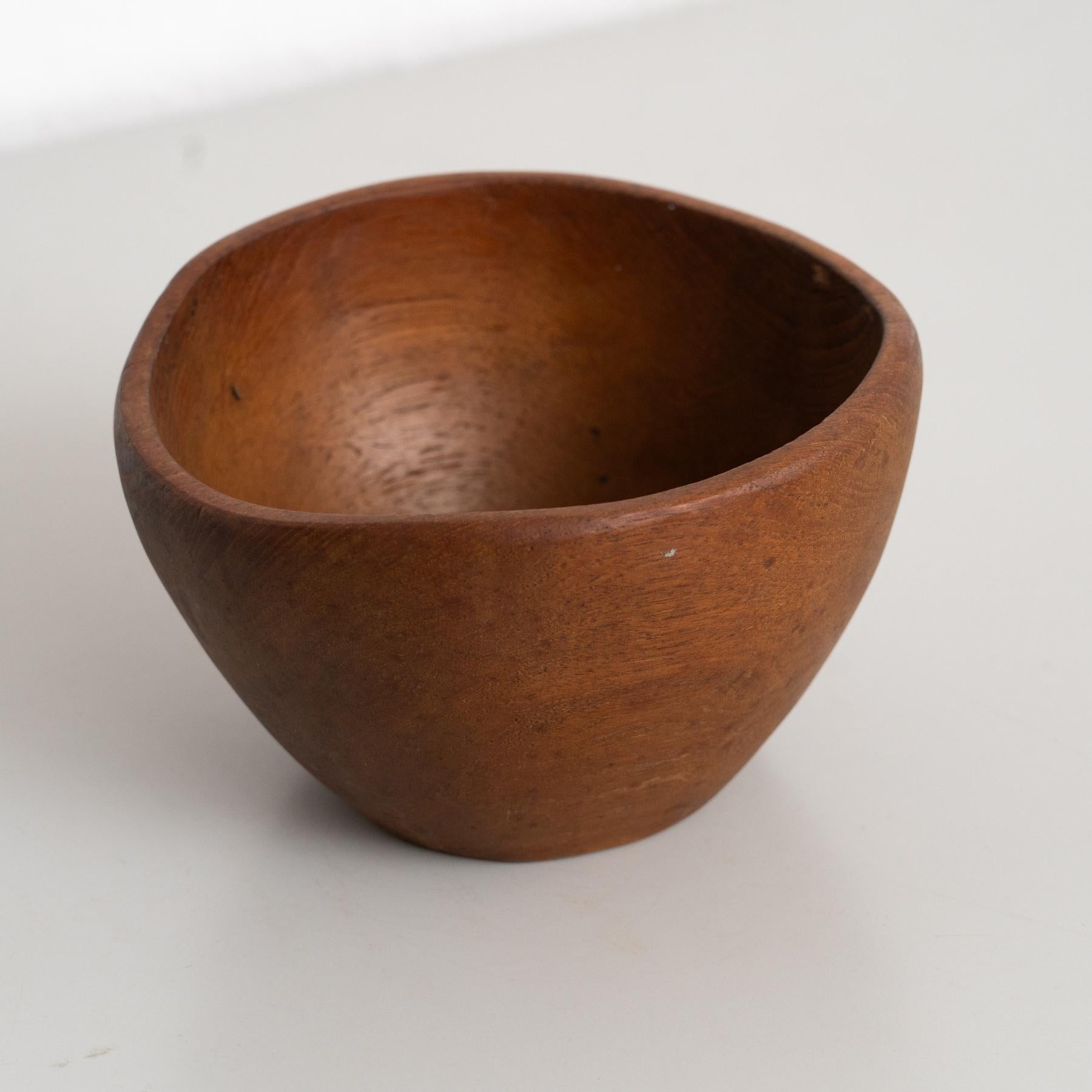 Jarrón central de madera moderno escandinavo - Circa 1950 Escandinavo moderno en venta