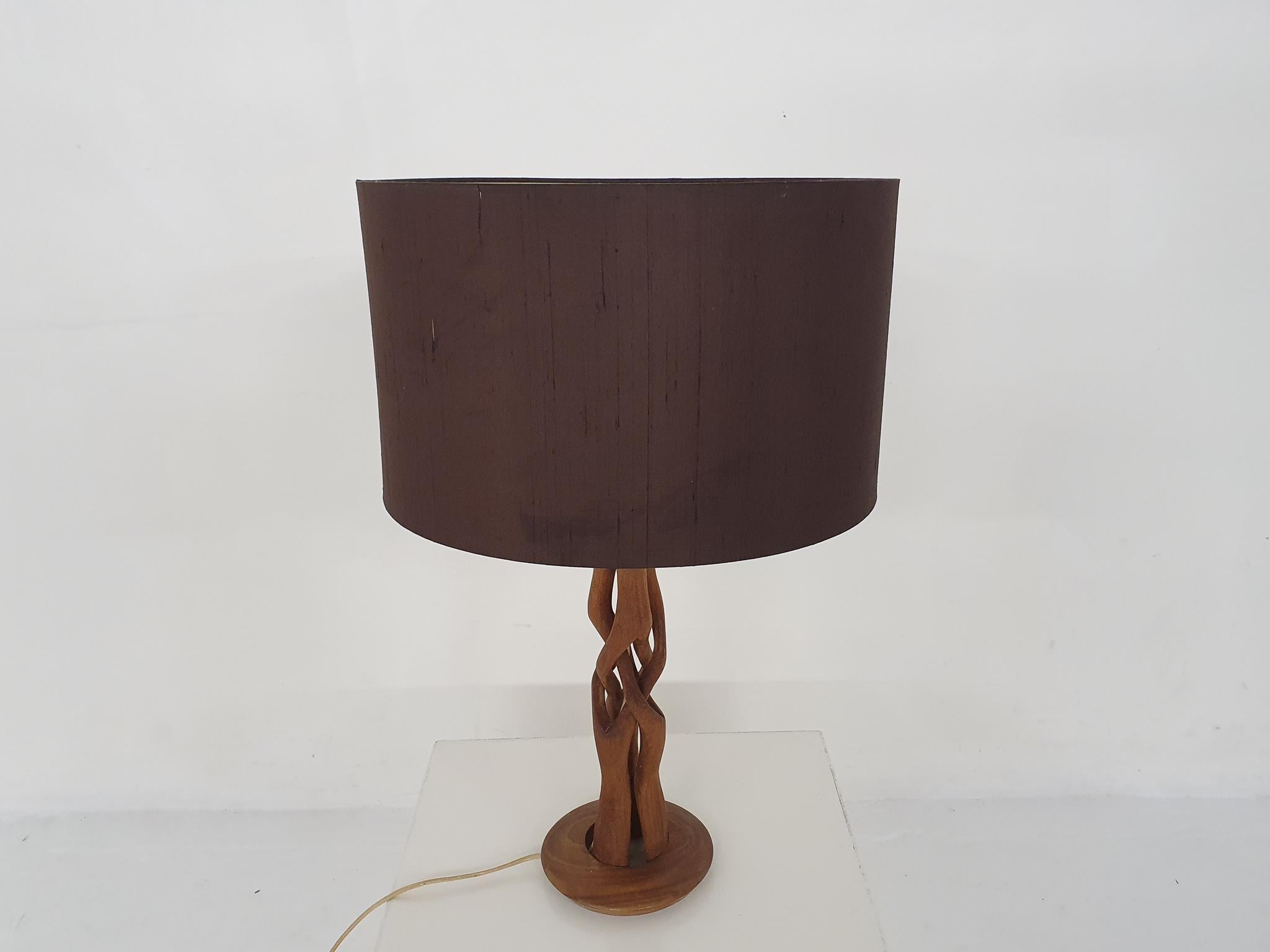 Nice organic wooden table light with brown lamp shade (not original)
With EU plug, one E27 fitting.