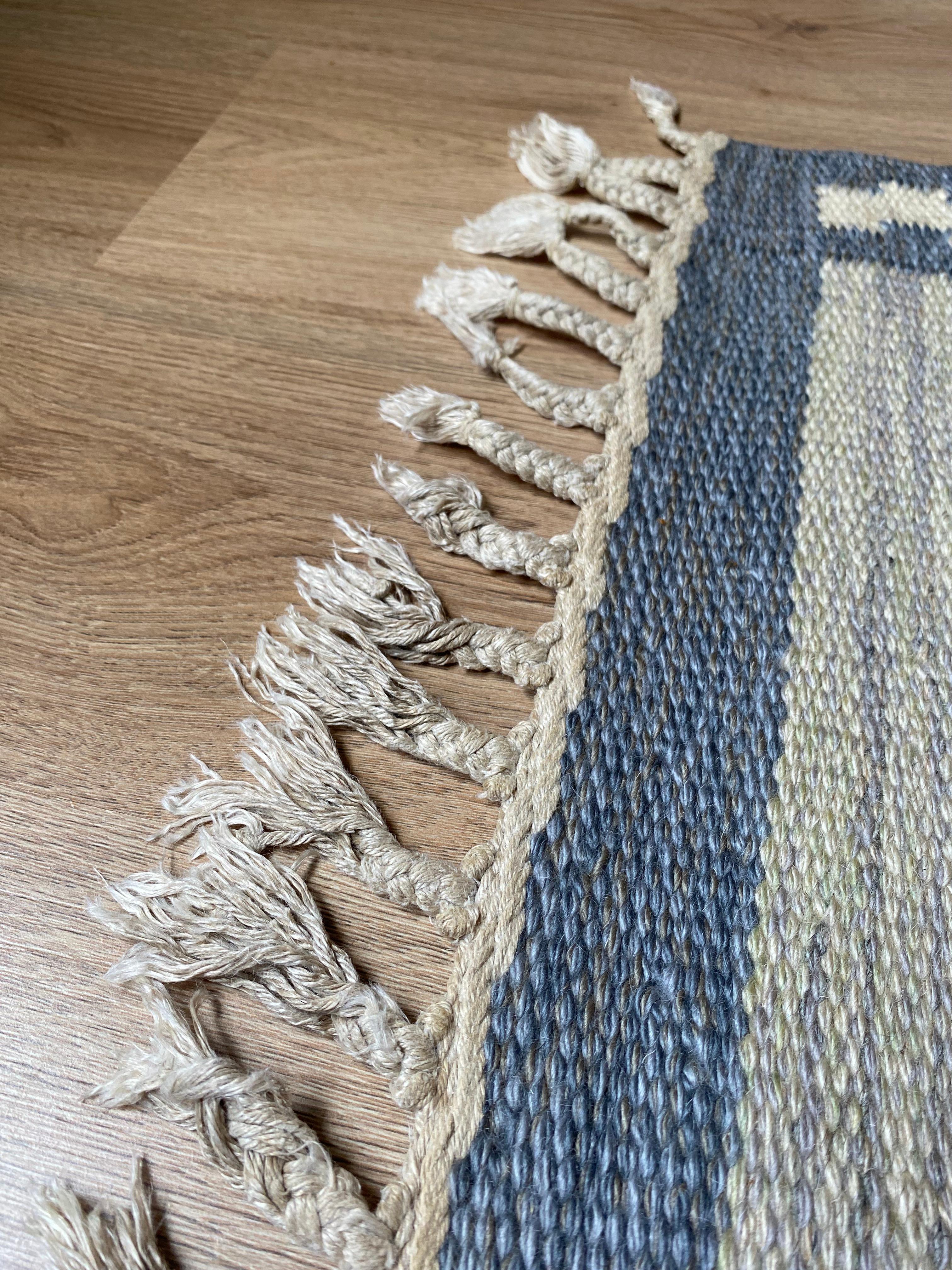 Tapis scandinave moderne en laine tissée à plat 