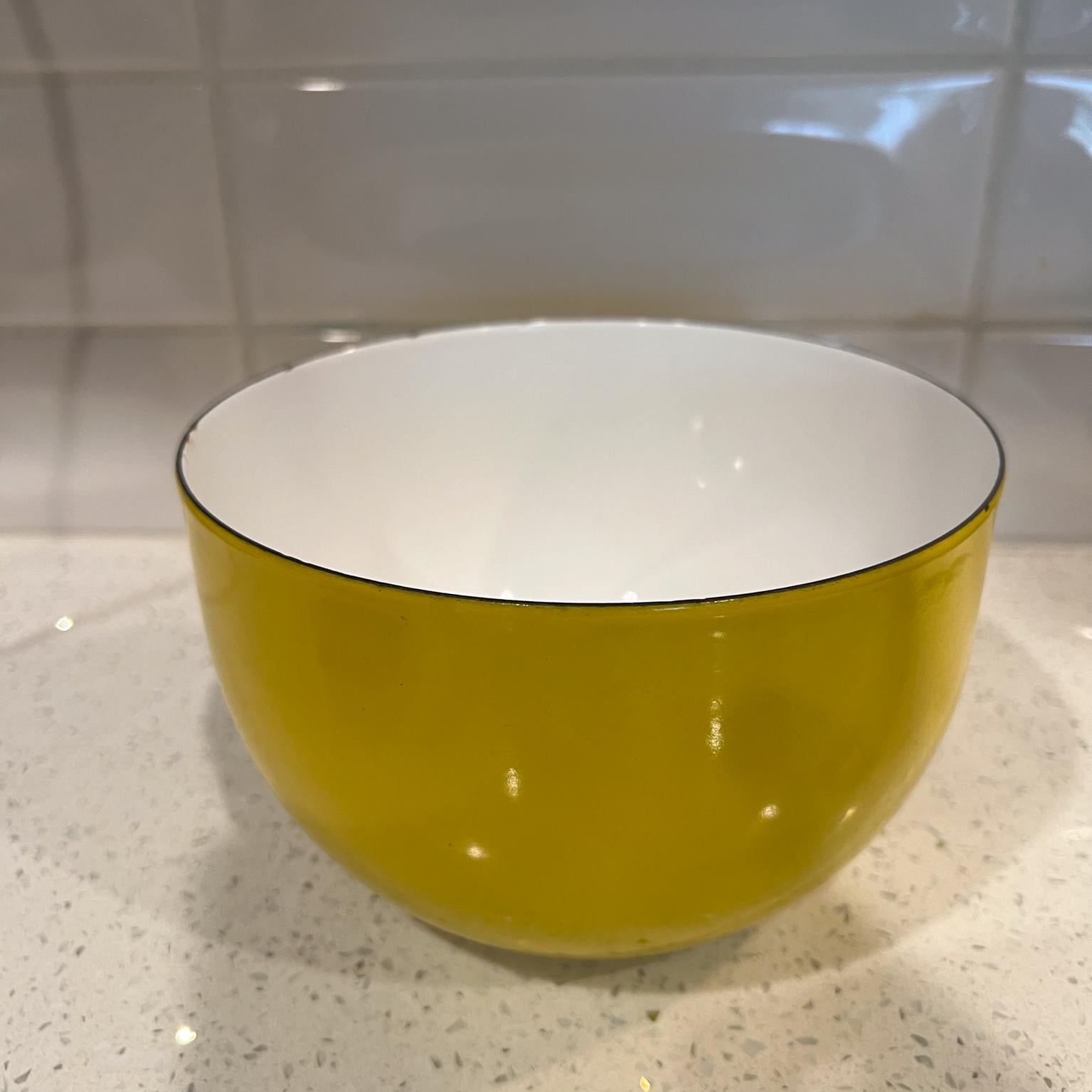 yellow enamel bowl