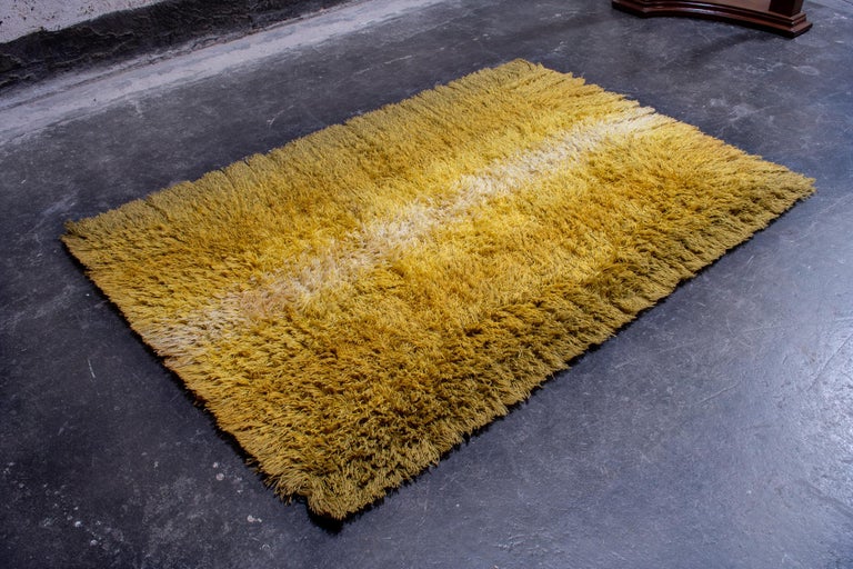 Scandinavian Modern Yellow Green Gradient Rya Rug For Sale at 1stDibs
