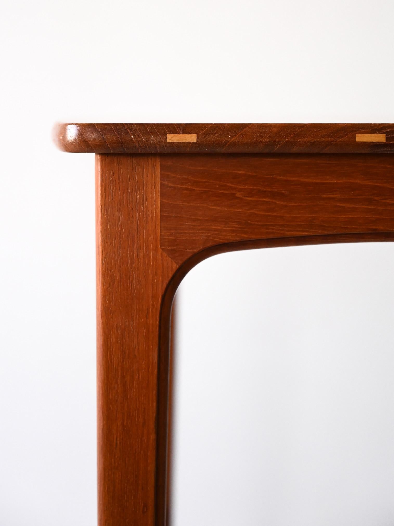 Scandinavian modernism sofa table For Sale 2
