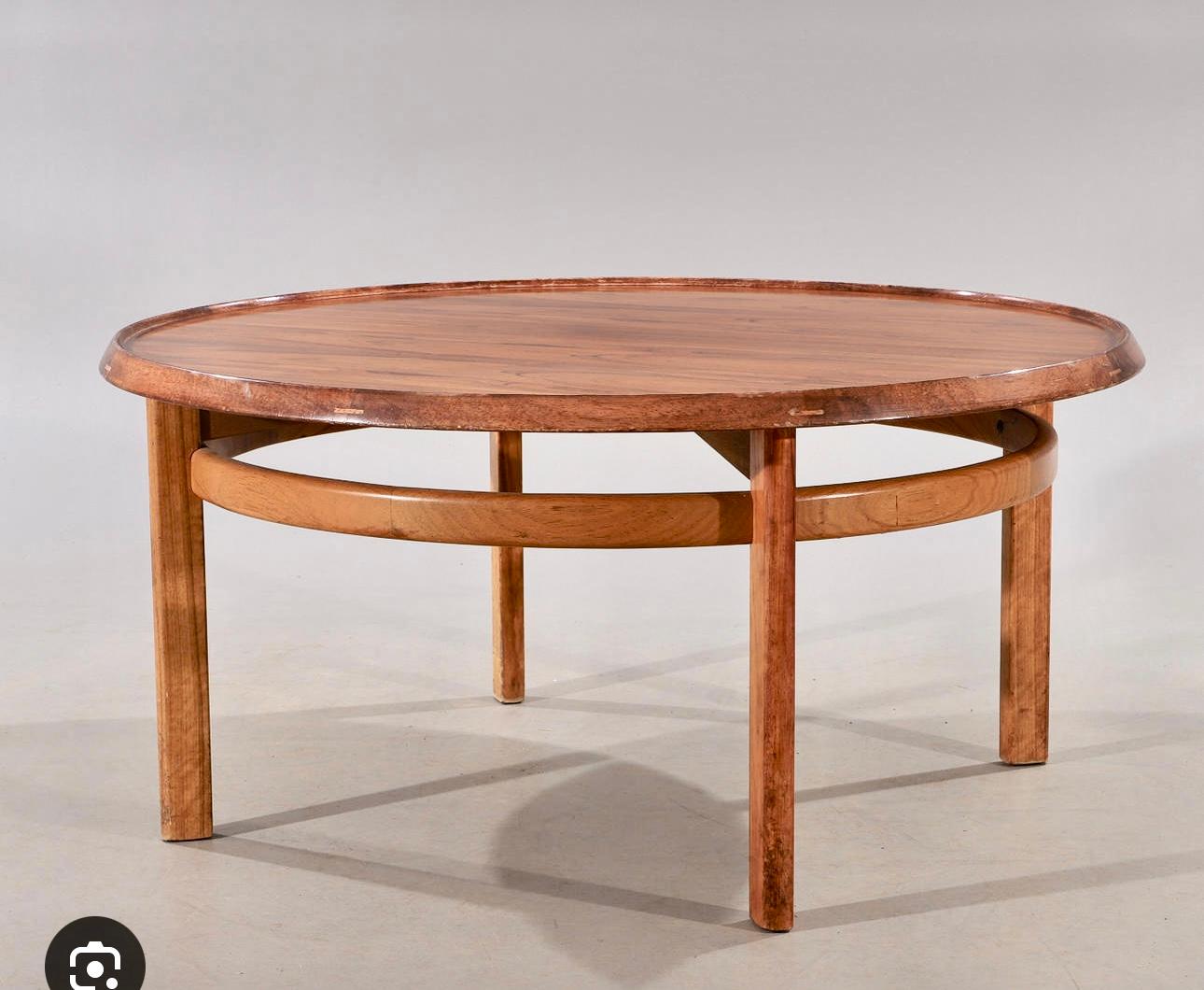 Superior quality and construction,,, produced at Haug Sneekeri ..AB Norway for Bruksbo Tegnekontor. The well-known architect Torbjörn Afdal was the designer. Stunning rosewood ,, retains it's original finish / patina,, Hand delivery avail to New