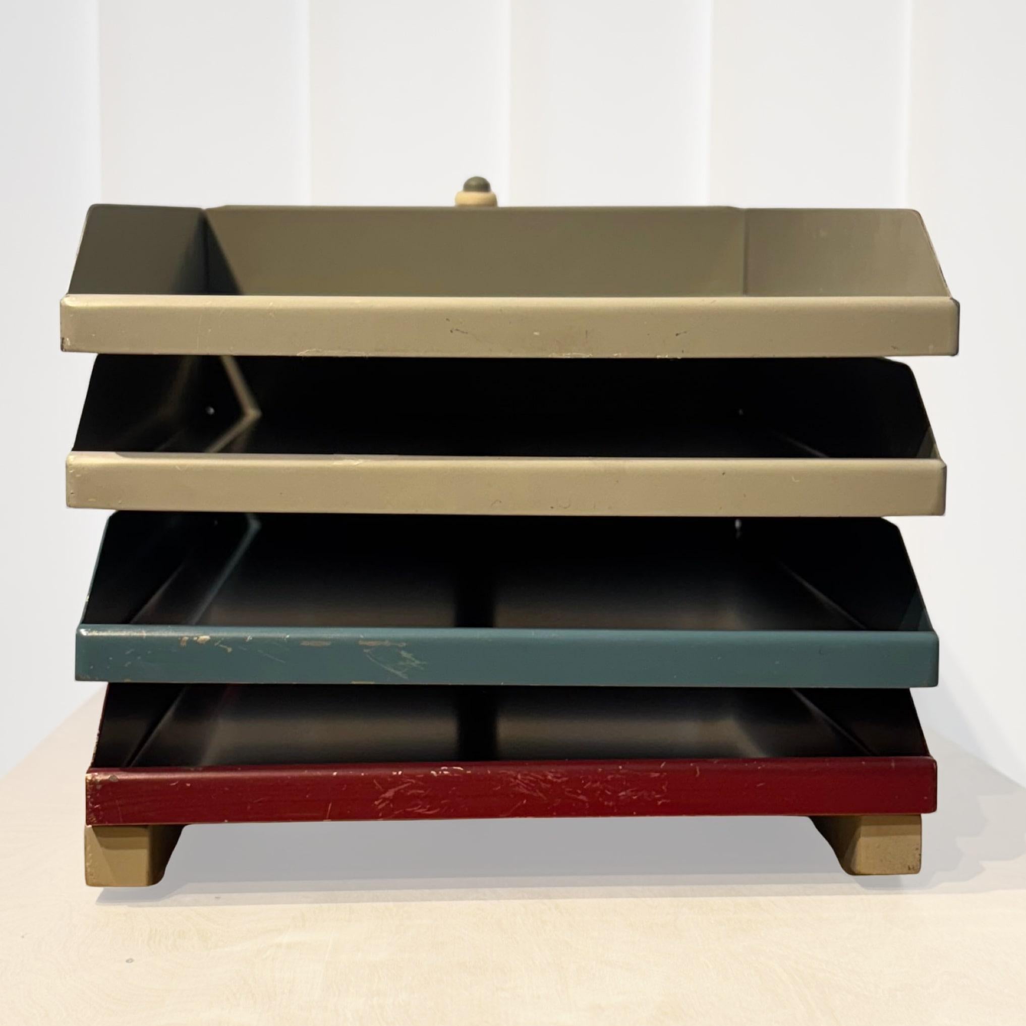Scandinavian modernist desktop file organizer, functionalism, Sweden 1950s In Good Condition For Sale In Forserum, SE
