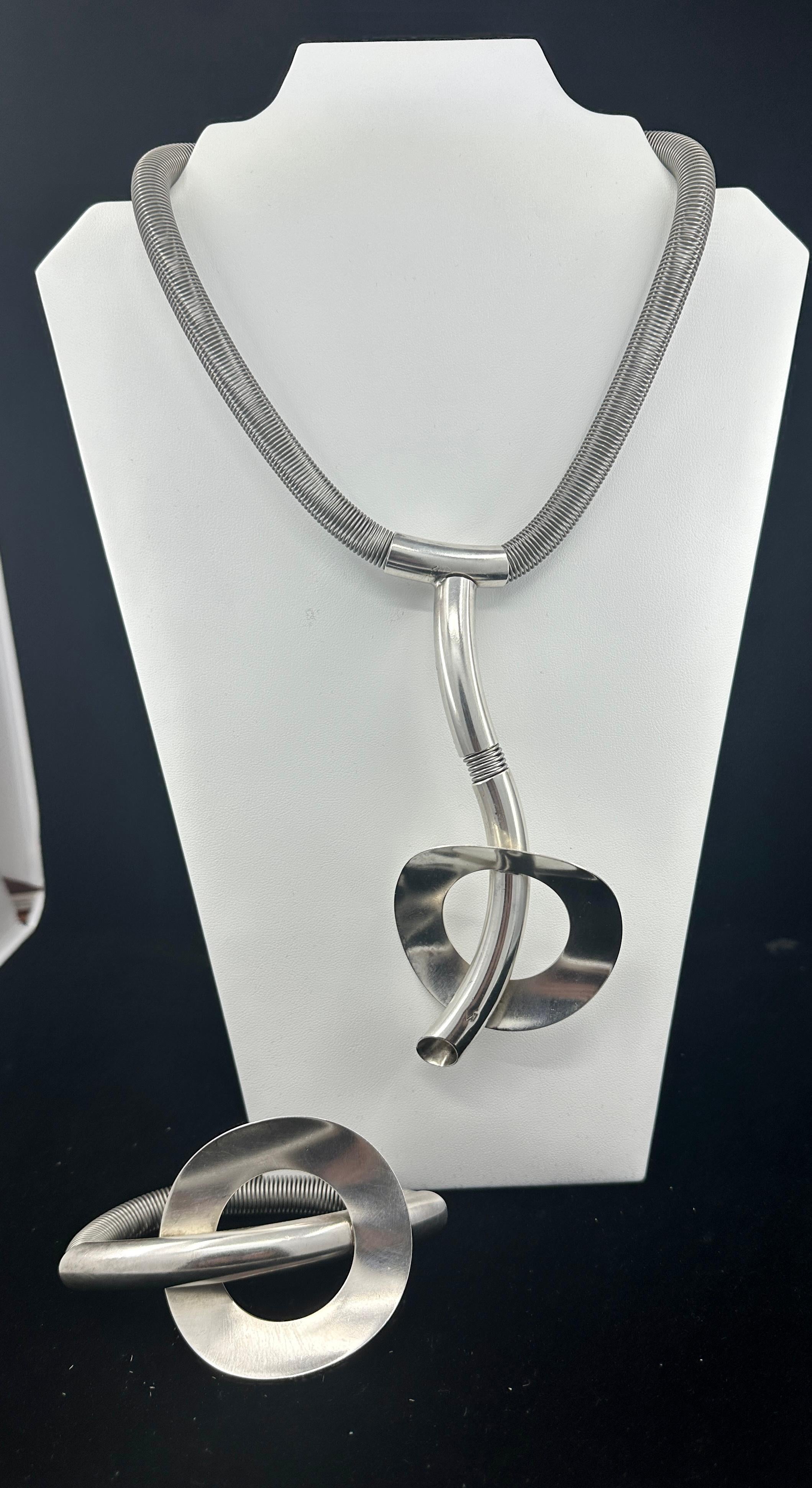 Scandinavian Modernist Mid-Century Necklace & Bracelet Space Age Sputnik Modern For Sale 4