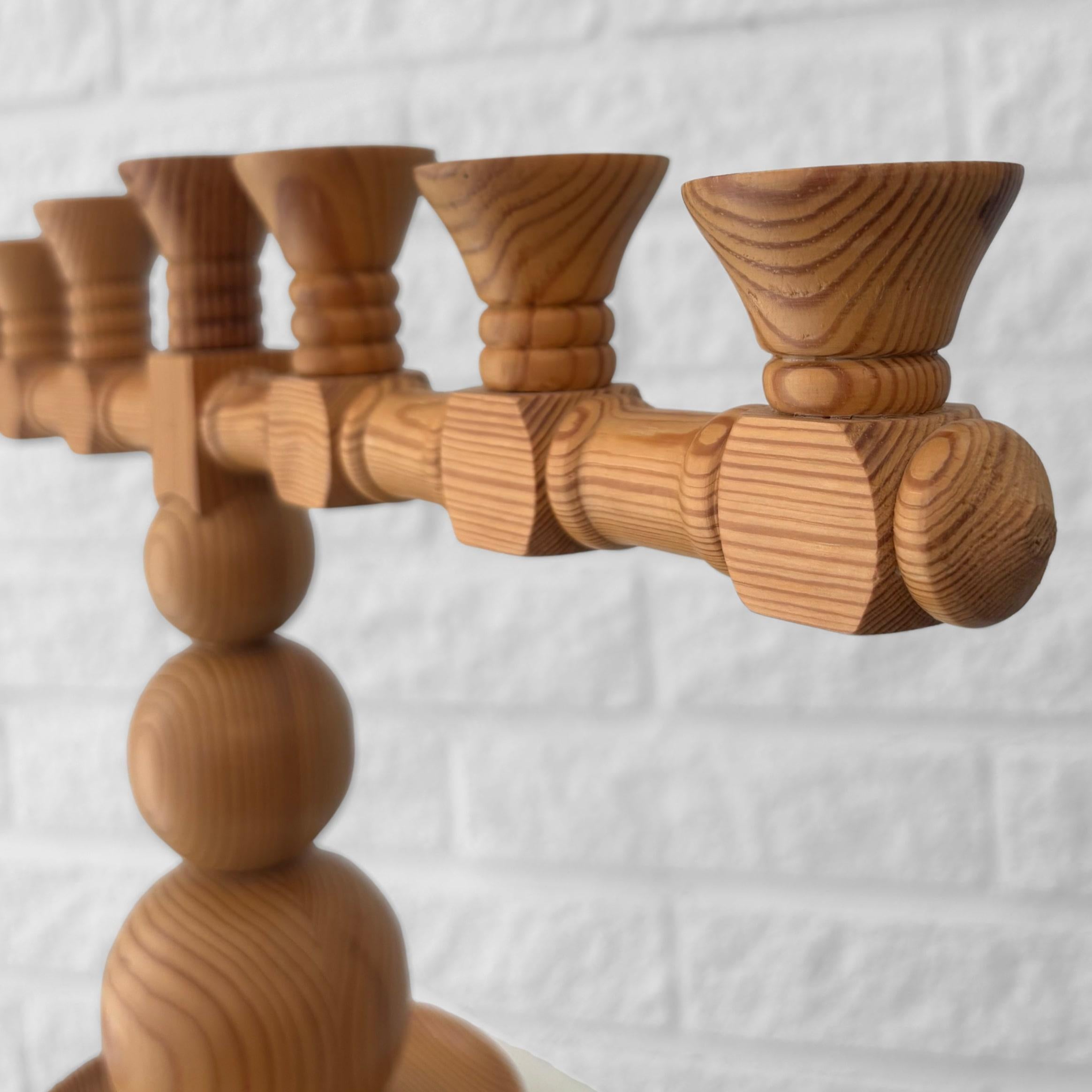 Chandelier chandelier moderniste scandinave en pin, Suède, 1970 Bon état - En vente à Forserum, SE