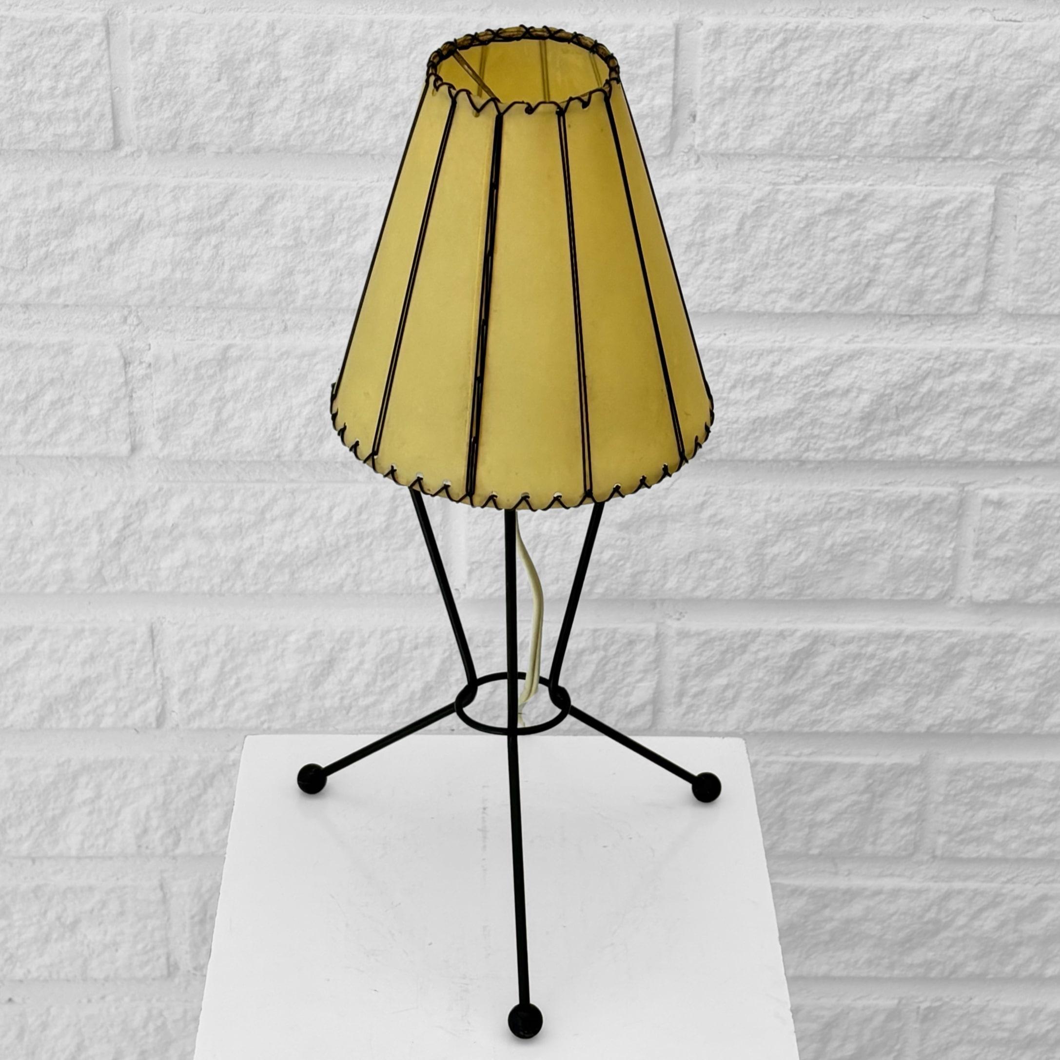 Lámpara de mesa modernista escandinava B10 de LECO Armatur AB, Suecia. 1950s en Bueno estado para la venta en Forserum, SE