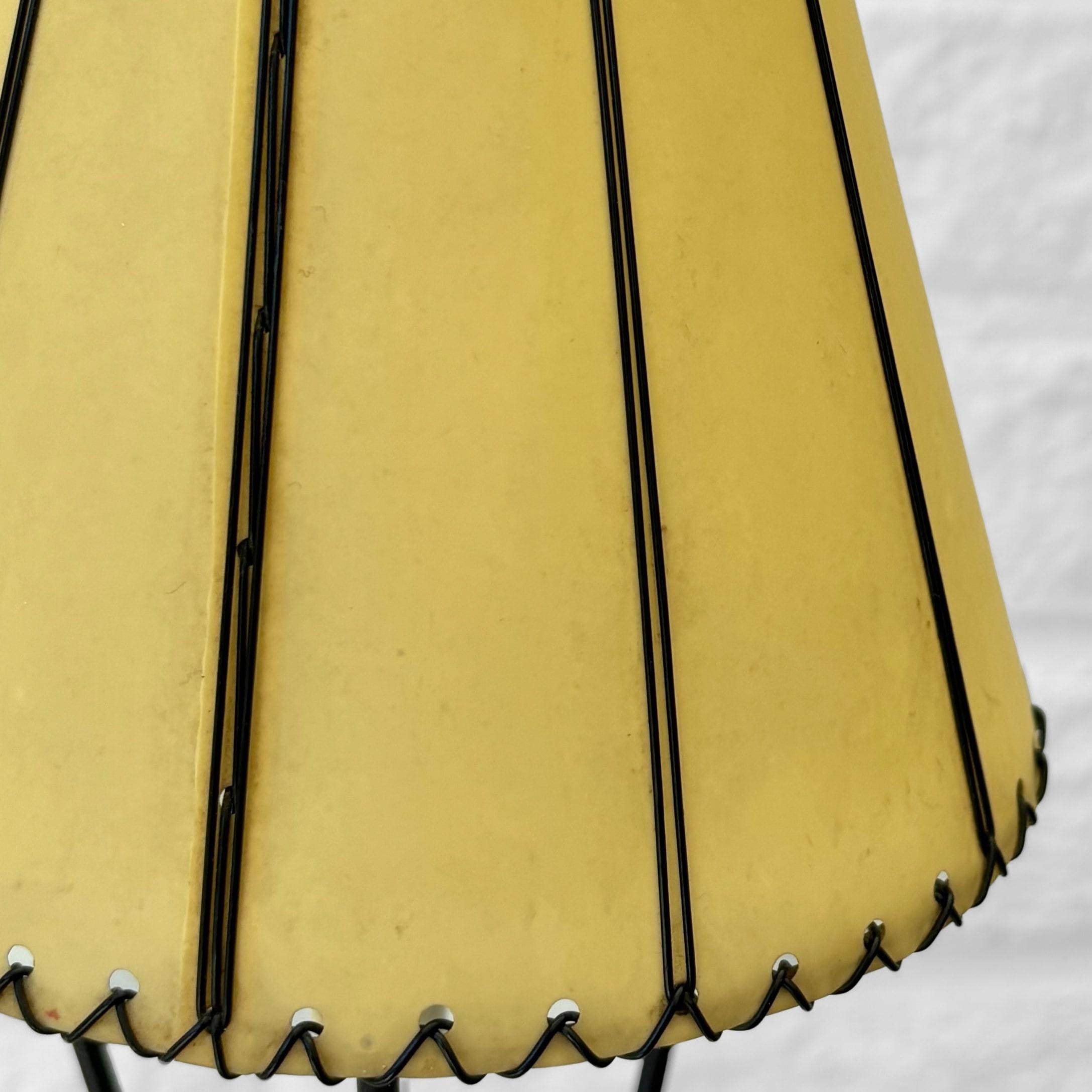 Lámpara de mesa modernista escandinava B10 de LECO Armatur AB, Suecia. 1950s en venta 1